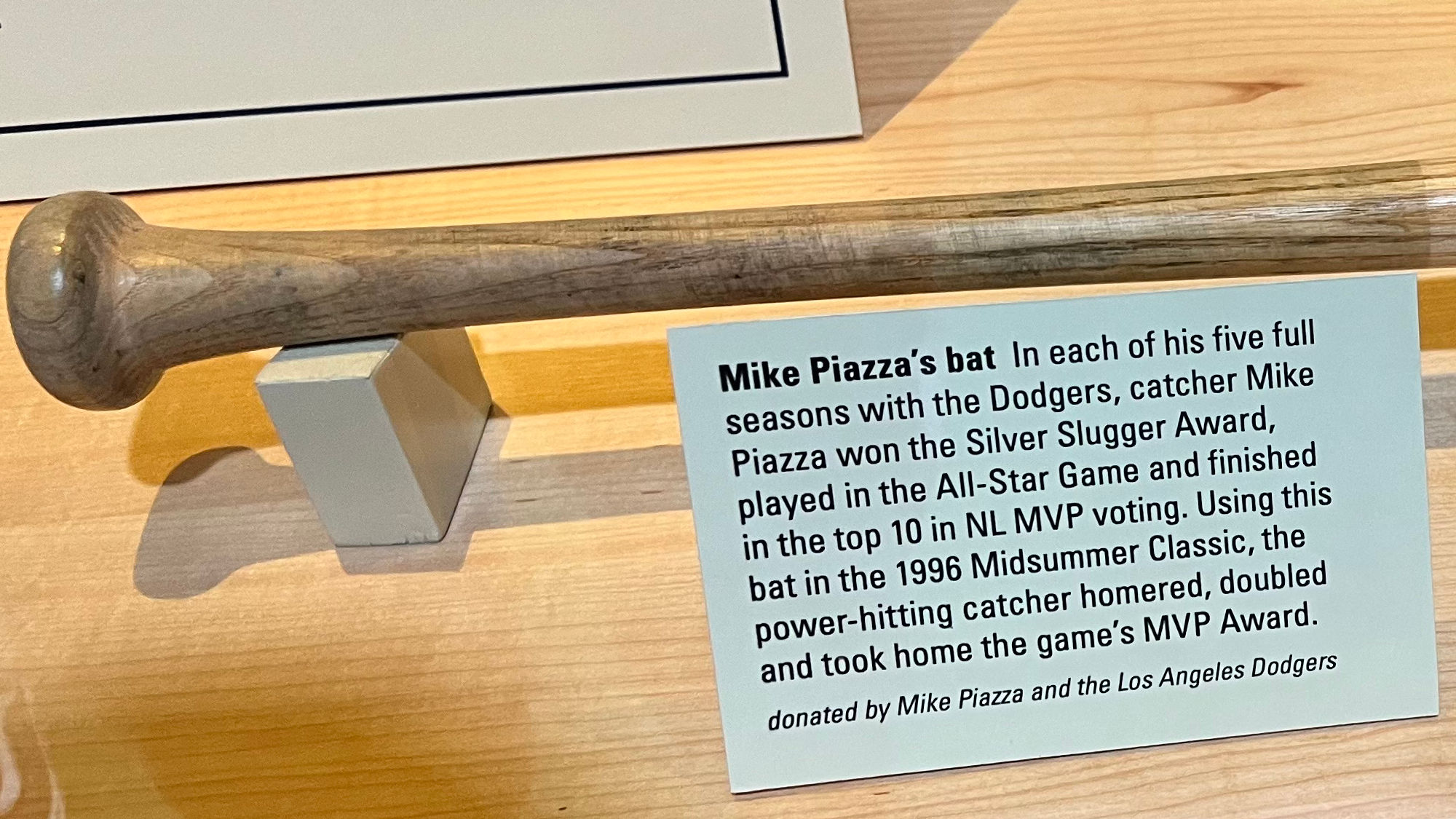 Baseball HoF Mike Piazza's Bat