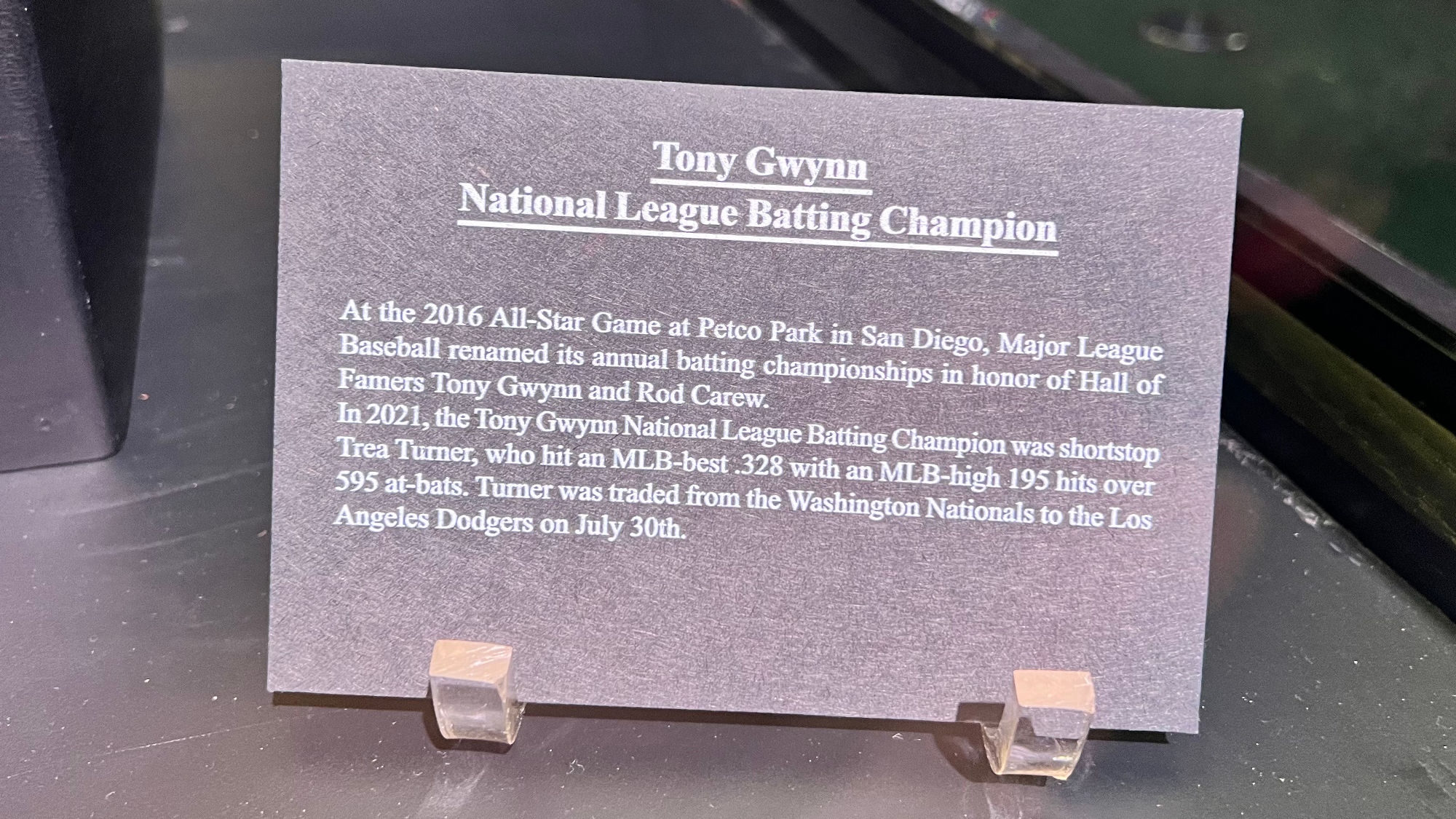 MLB Trophy Tony Gwynn NL Batting Champion