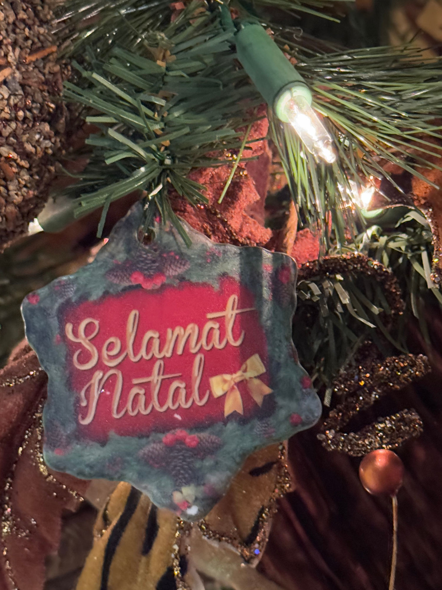 Indonesian Christmas Ornament Selamat Natal