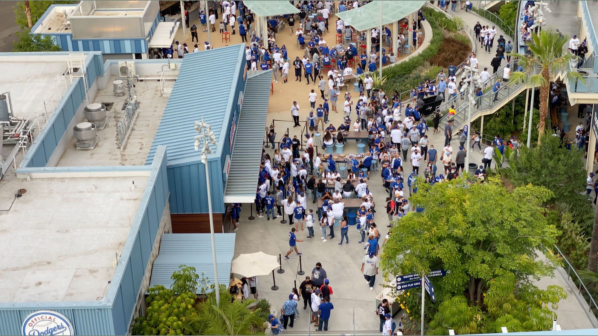 Sons of Steve Garvey: First Look: Eric Karros Bobblehead