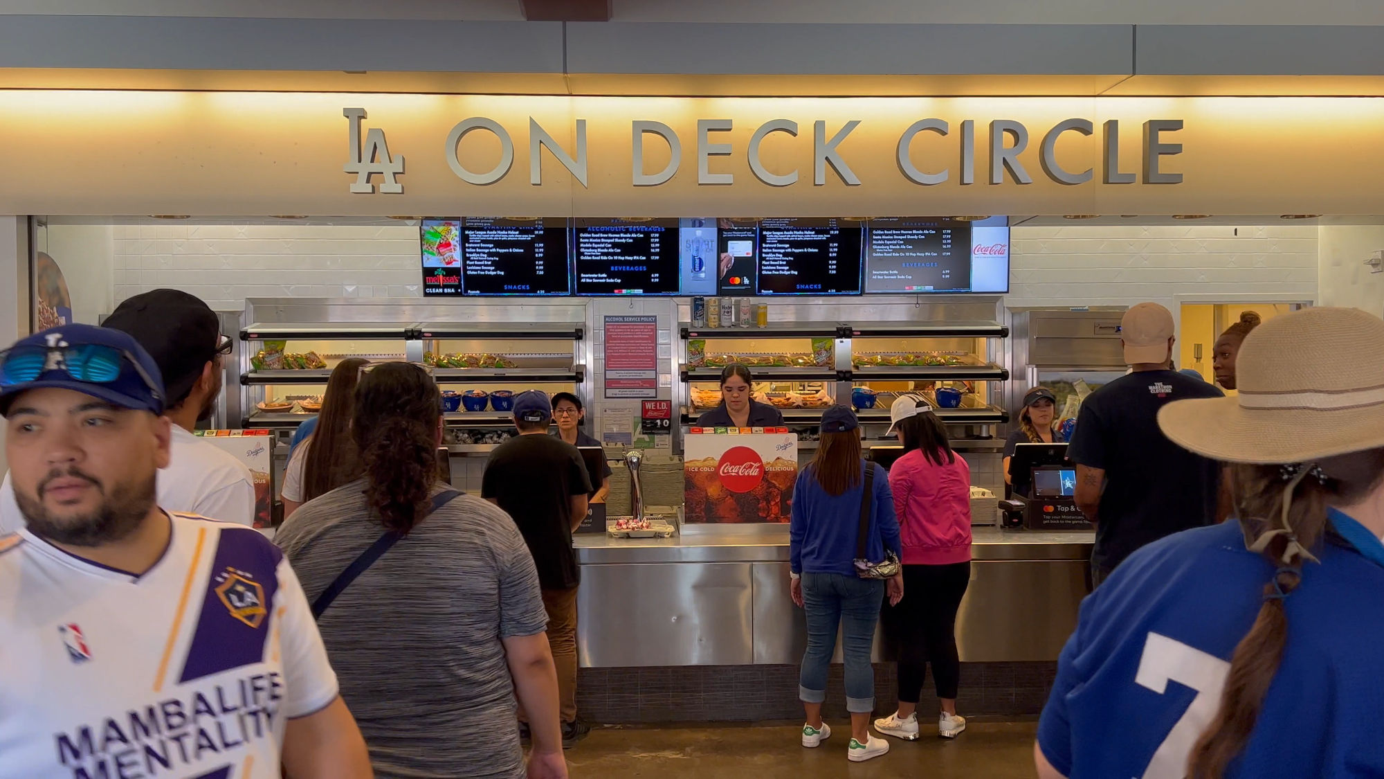 la-on-deck-circle-at-dodger-stadium