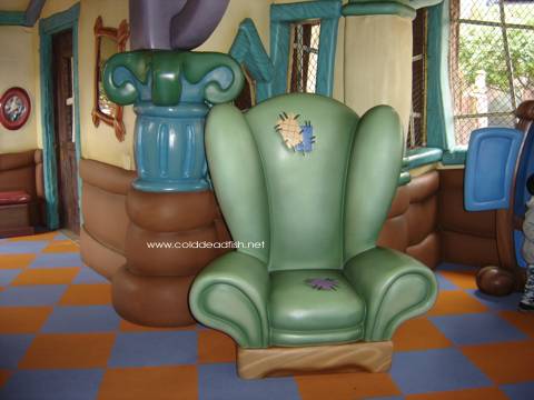 Goofys Playhouse Inside