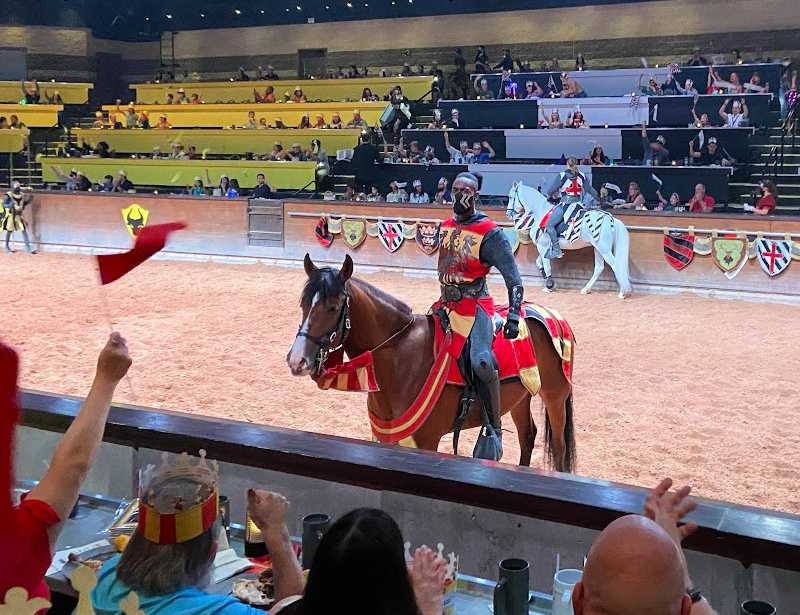 Medieval Times Scottsdale Castle Red and Yellow Knight