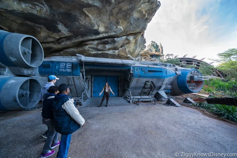 Star Wars: Rise of the Resistance Shuttle