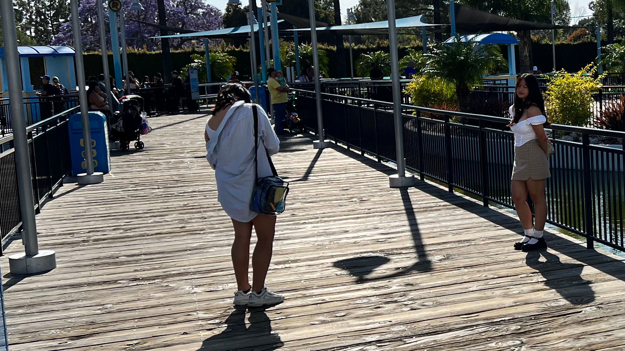 Knott's Berry Farm Boardwalk Pier Selfie Spot