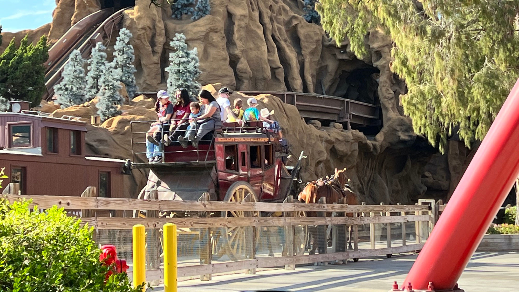 Butterfield Stagecoach riding by the Timber Mountain Log Ride