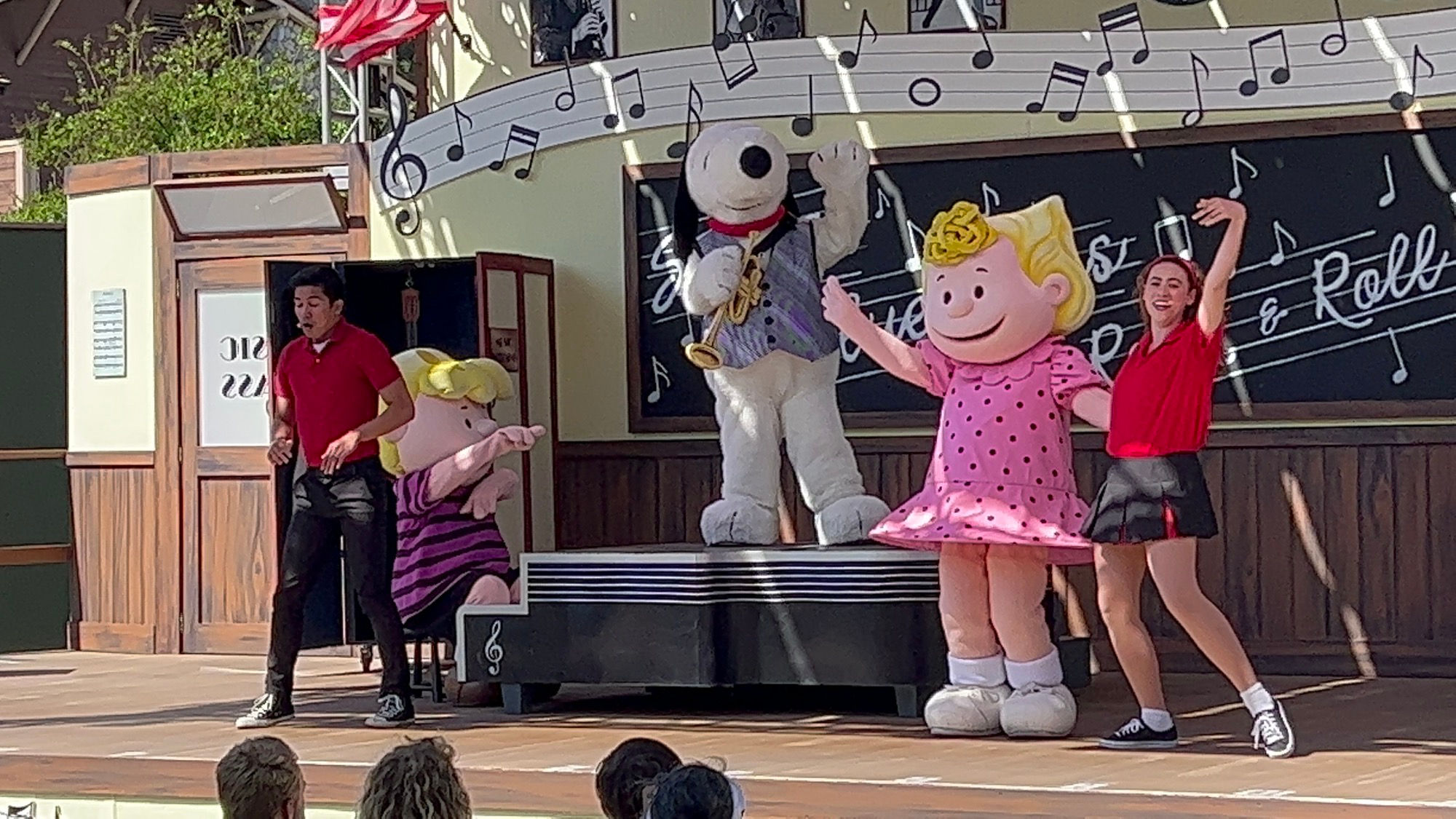 Camp Snoopy Theater The Music Goes Round and Around