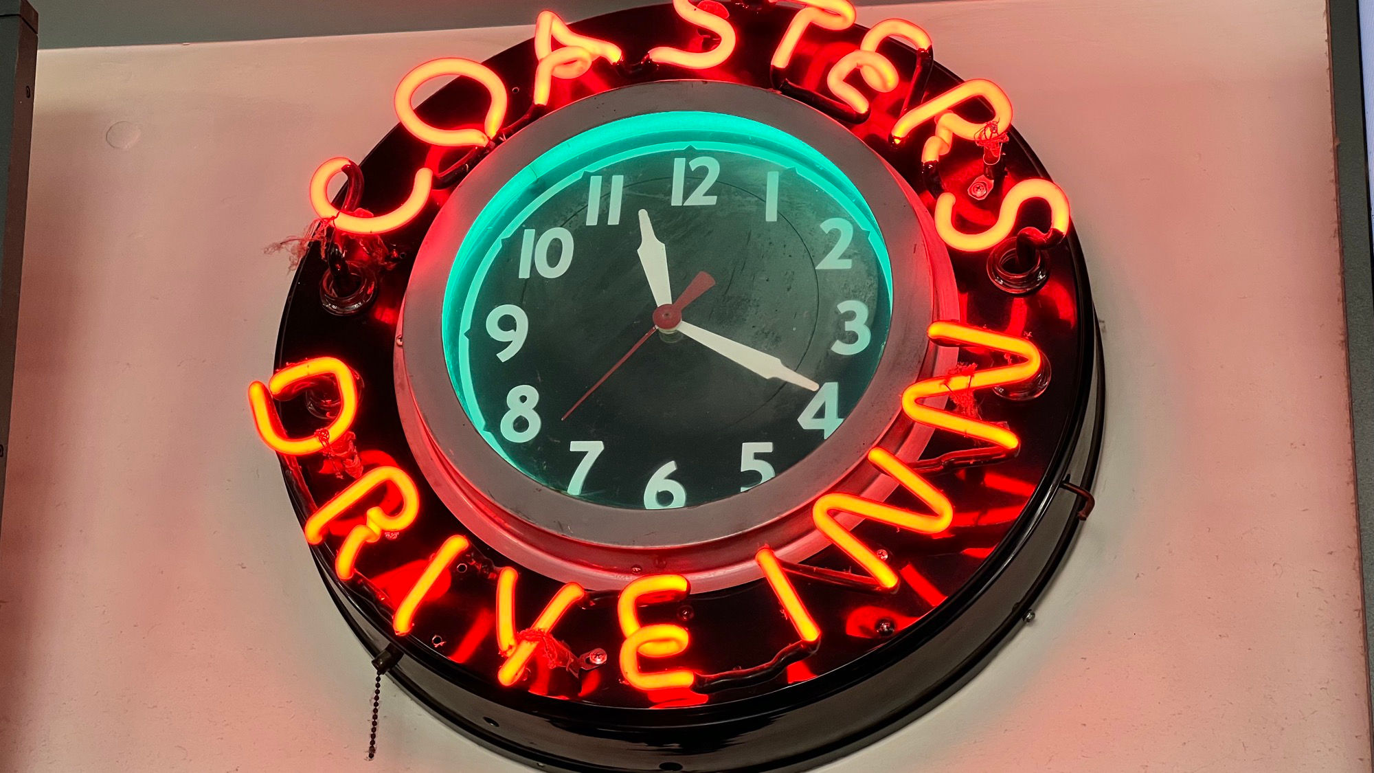 Coasters Drive In Clock