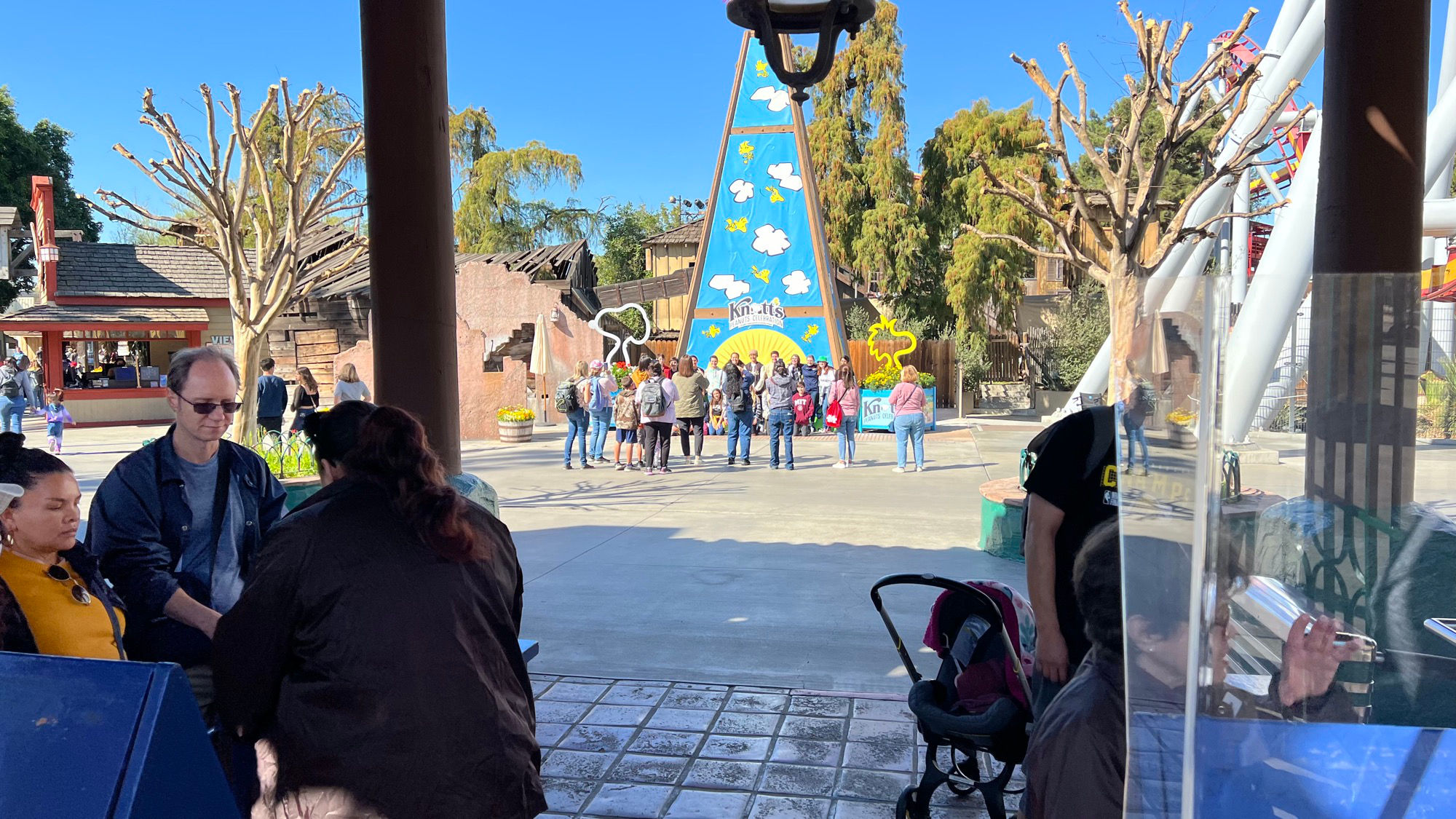 Entry Windmill Peanuts Celebration