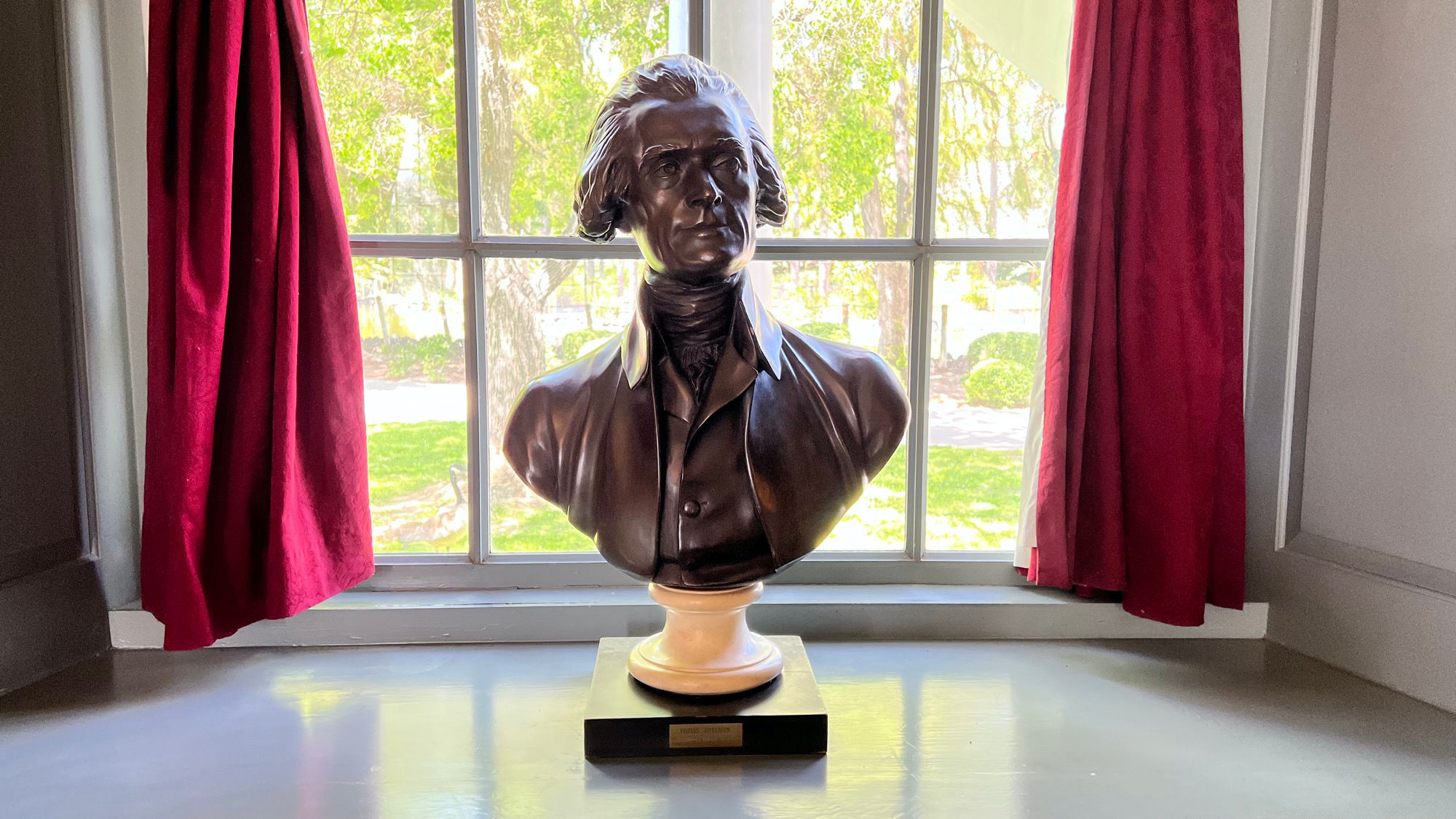 Independence Hall Busts Thomas Jefferson