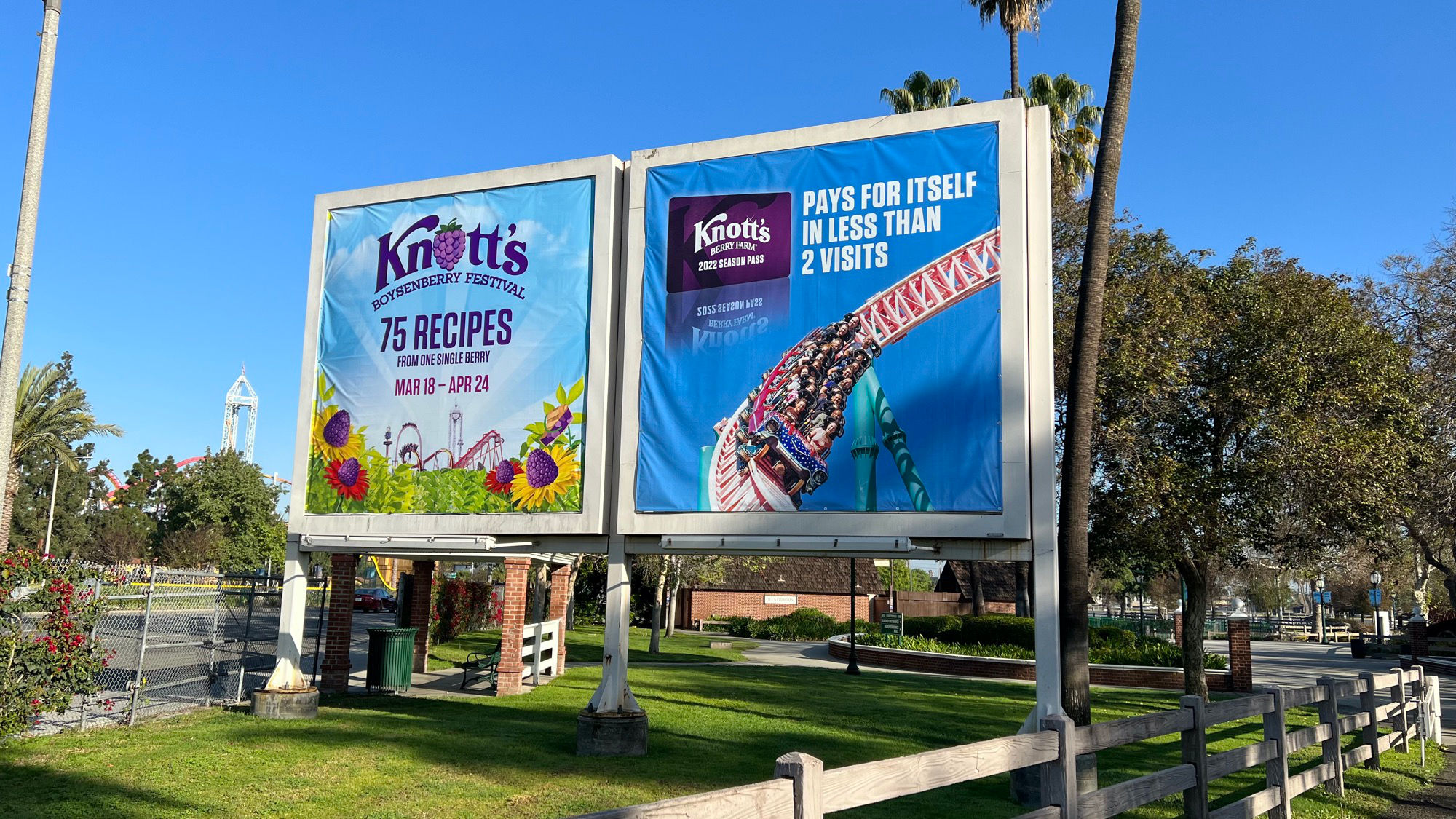 Knott's Berry Farm 75 Recipes