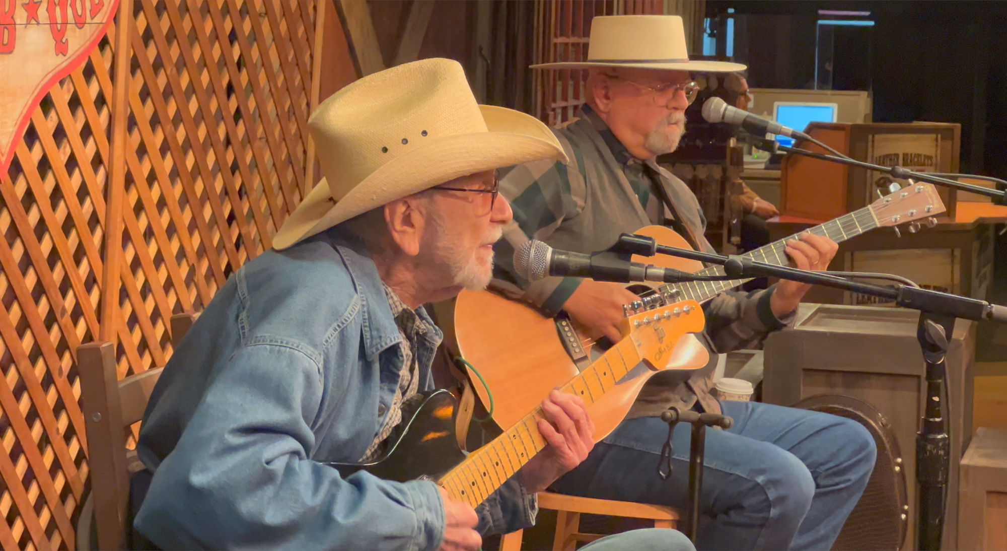 Knott's Berry Farm Fireman's BBQ Bluegrass Duo