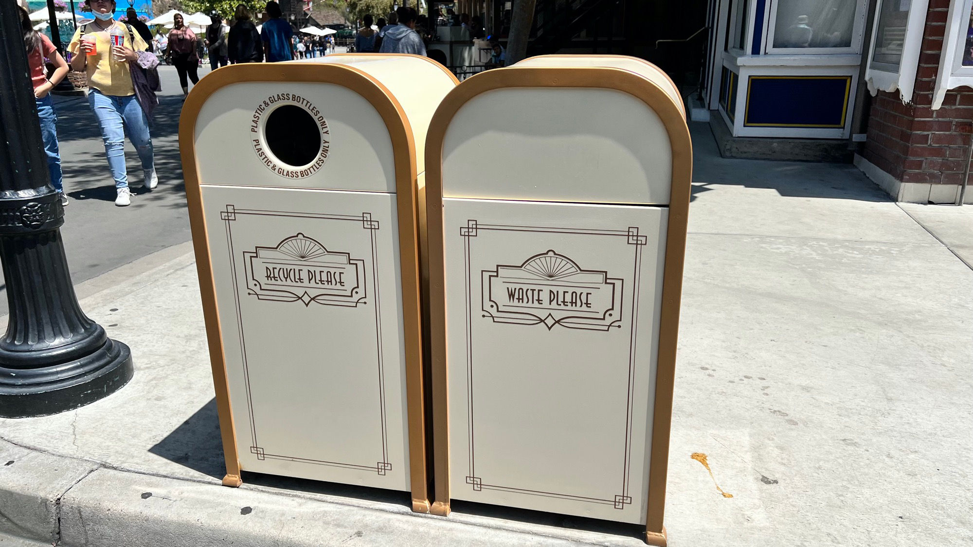 Knott's Berry Farm Trash Cans