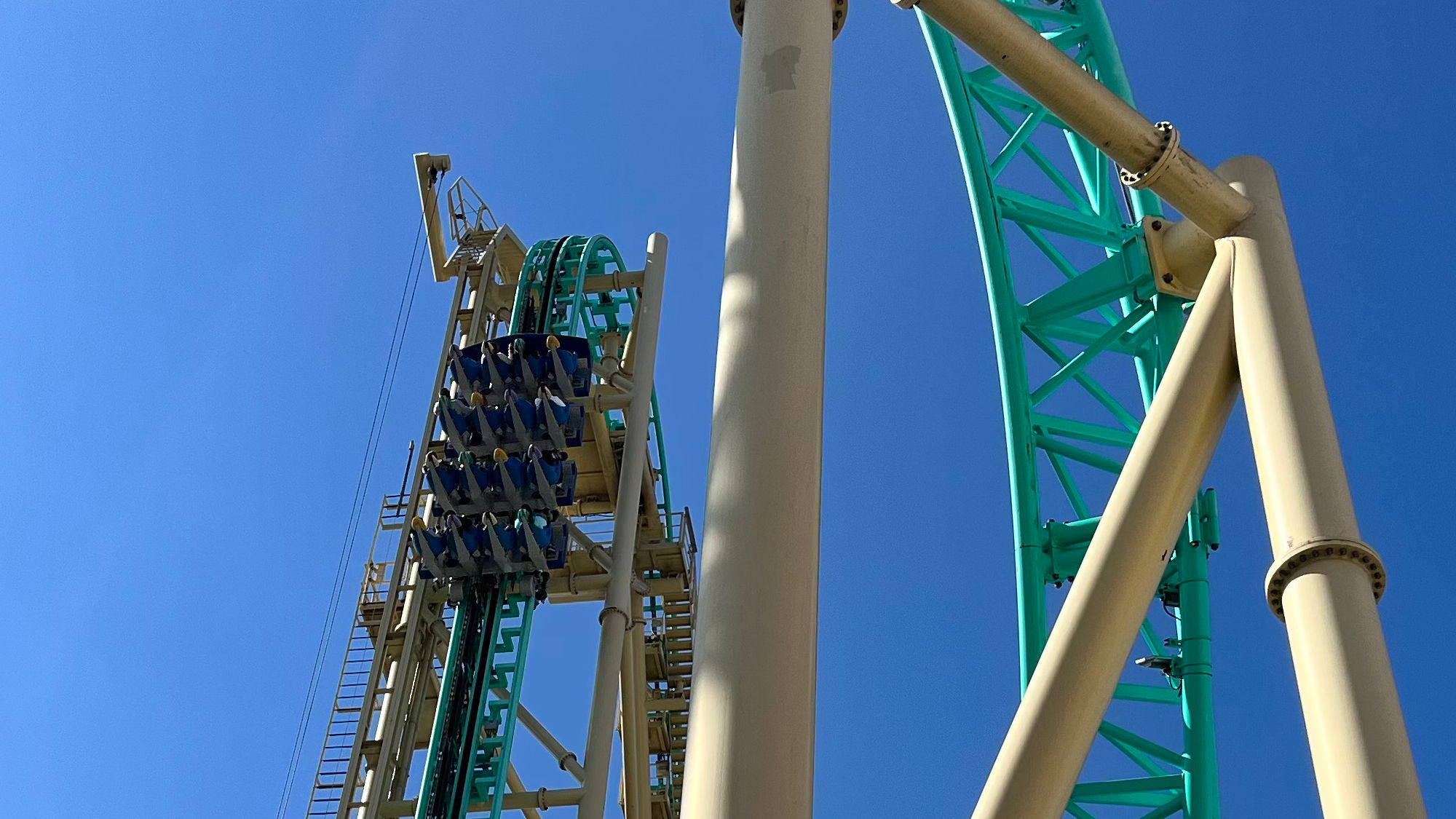 Knott's Berry Farm HangTime