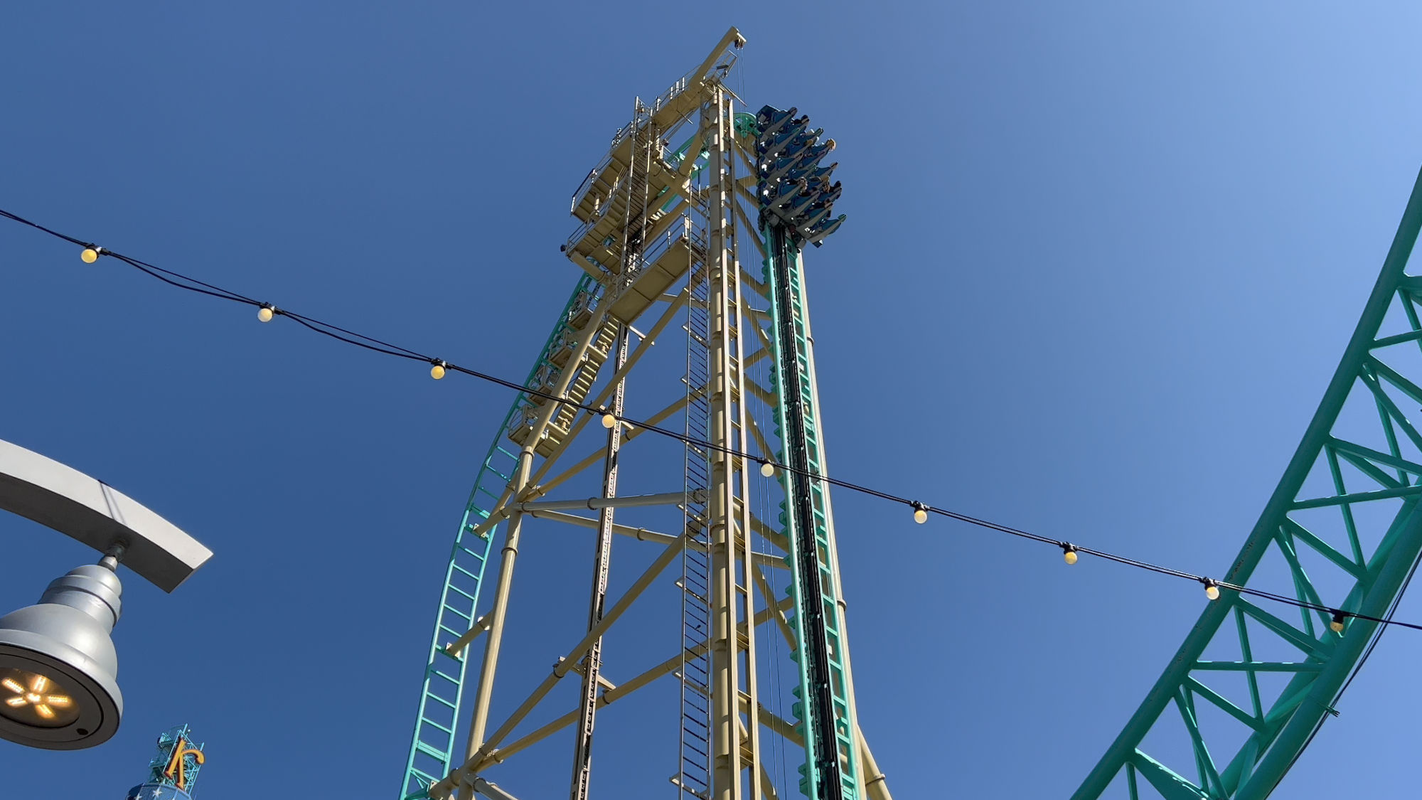 Knott's Berry Farm HangTime