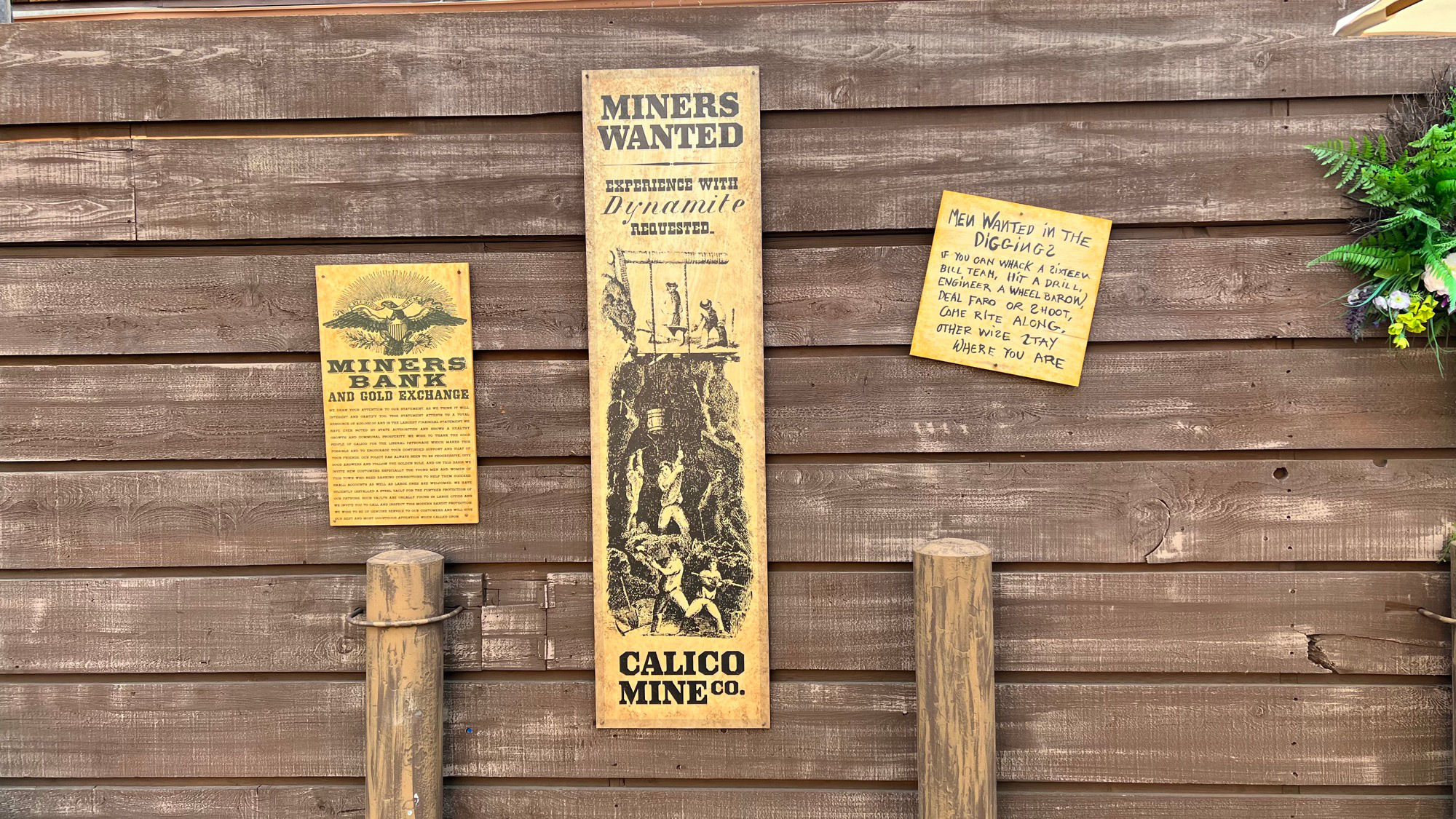 Knott's Berry Farm Miners Wanted