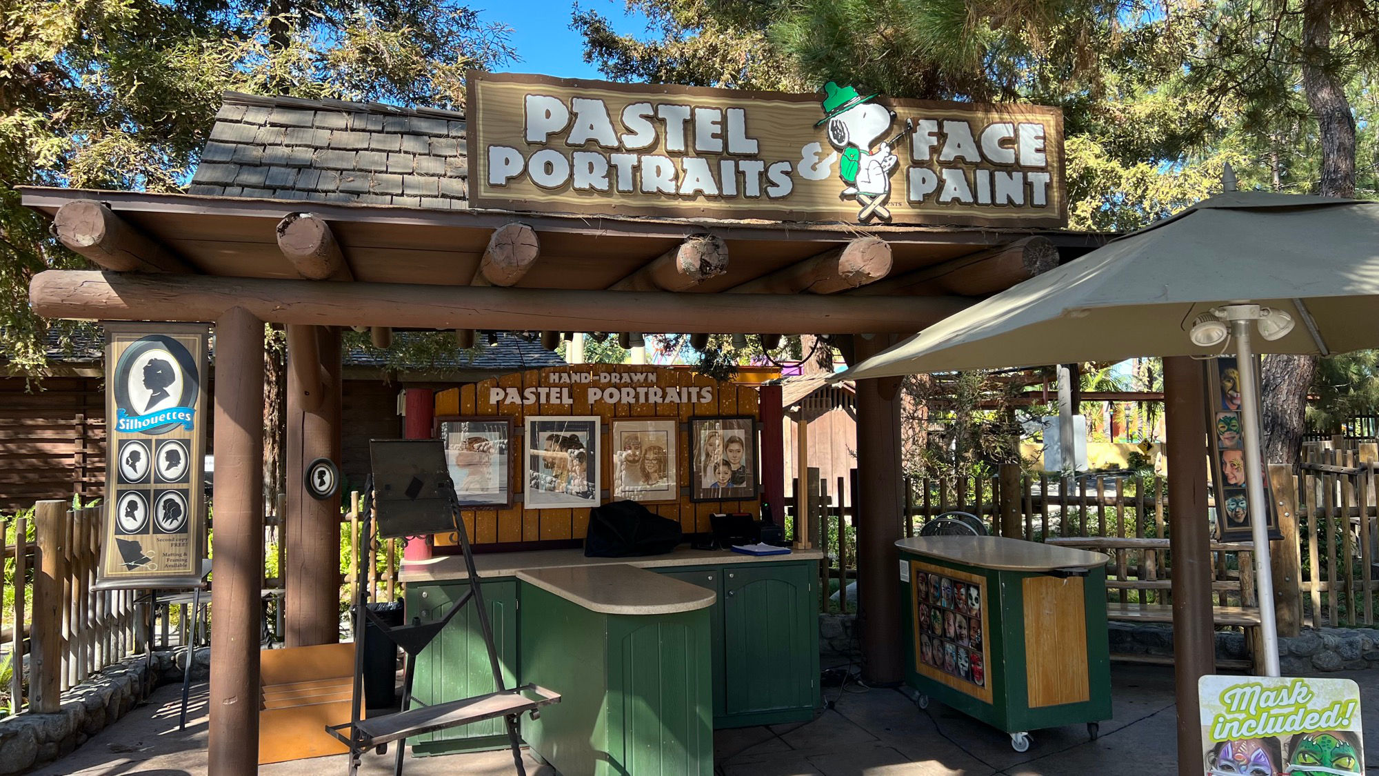 Knott's Berry Farm Pastel Portraits & Face Paint