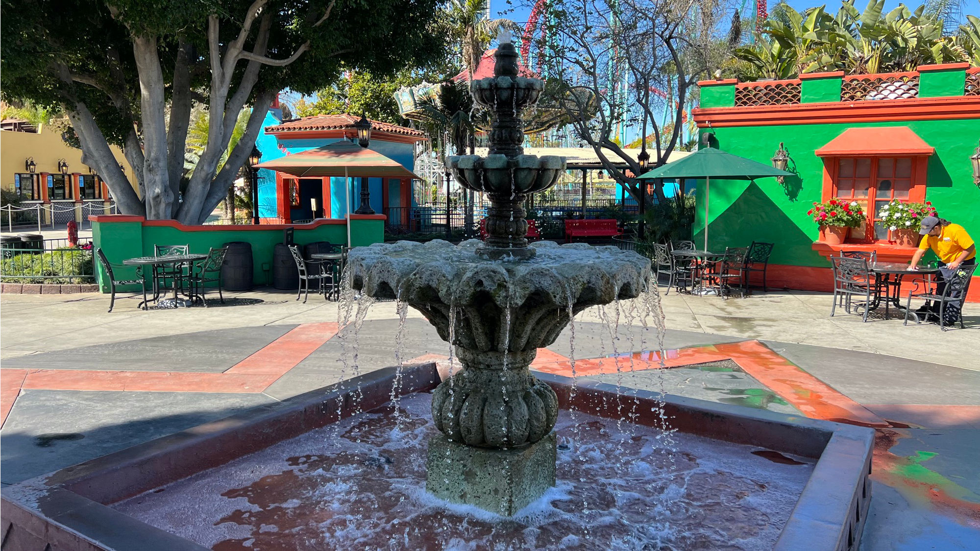 Knott's Berry Farm Plaza de la Raza Fountain