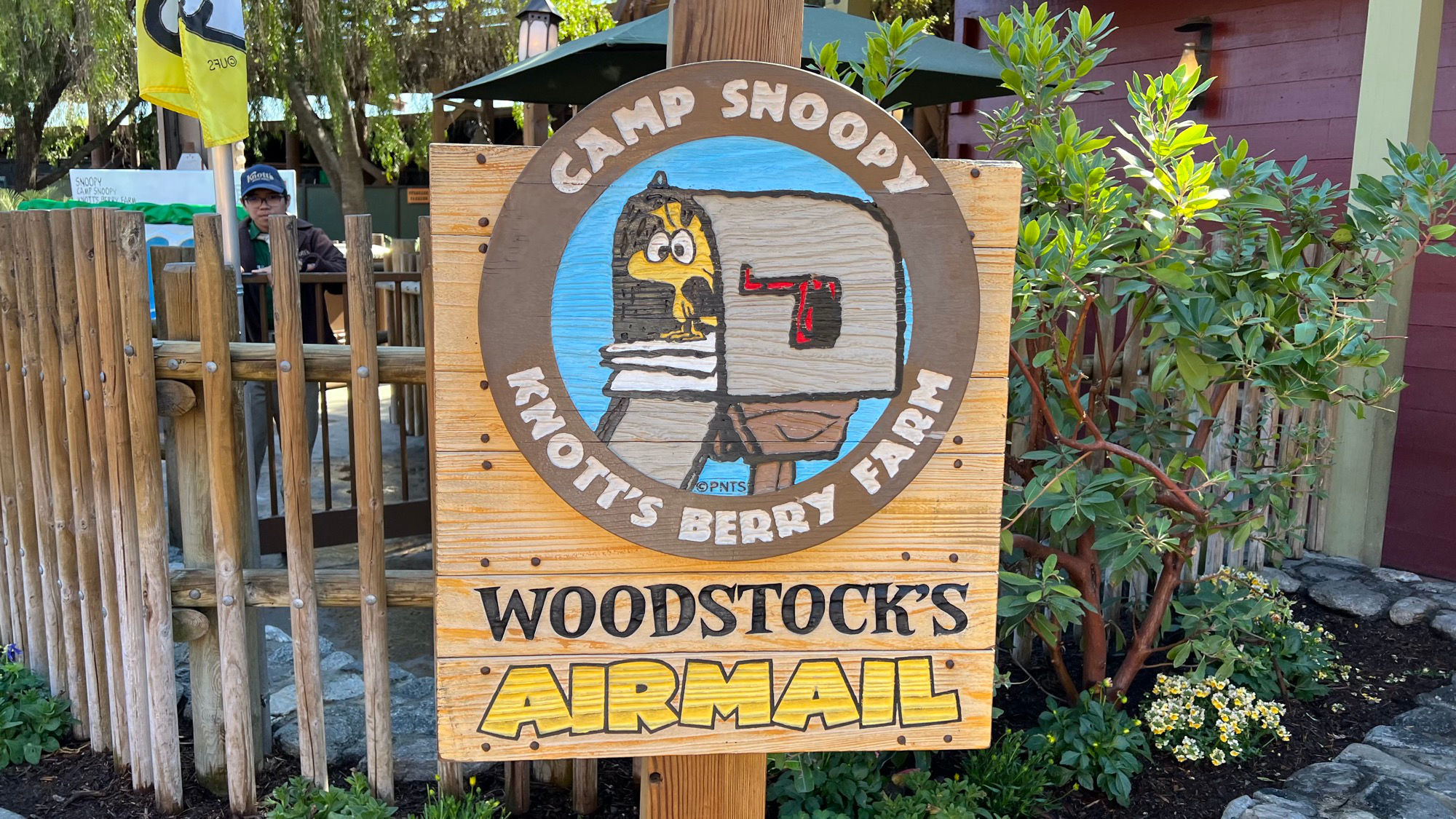 Knott's Berry Farm Woodstock's Airmail