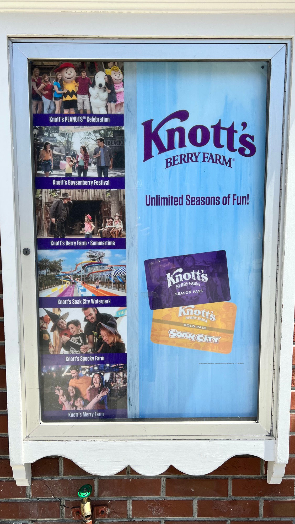 Knott's Berry Farm Unlimited Seasons of Fun!