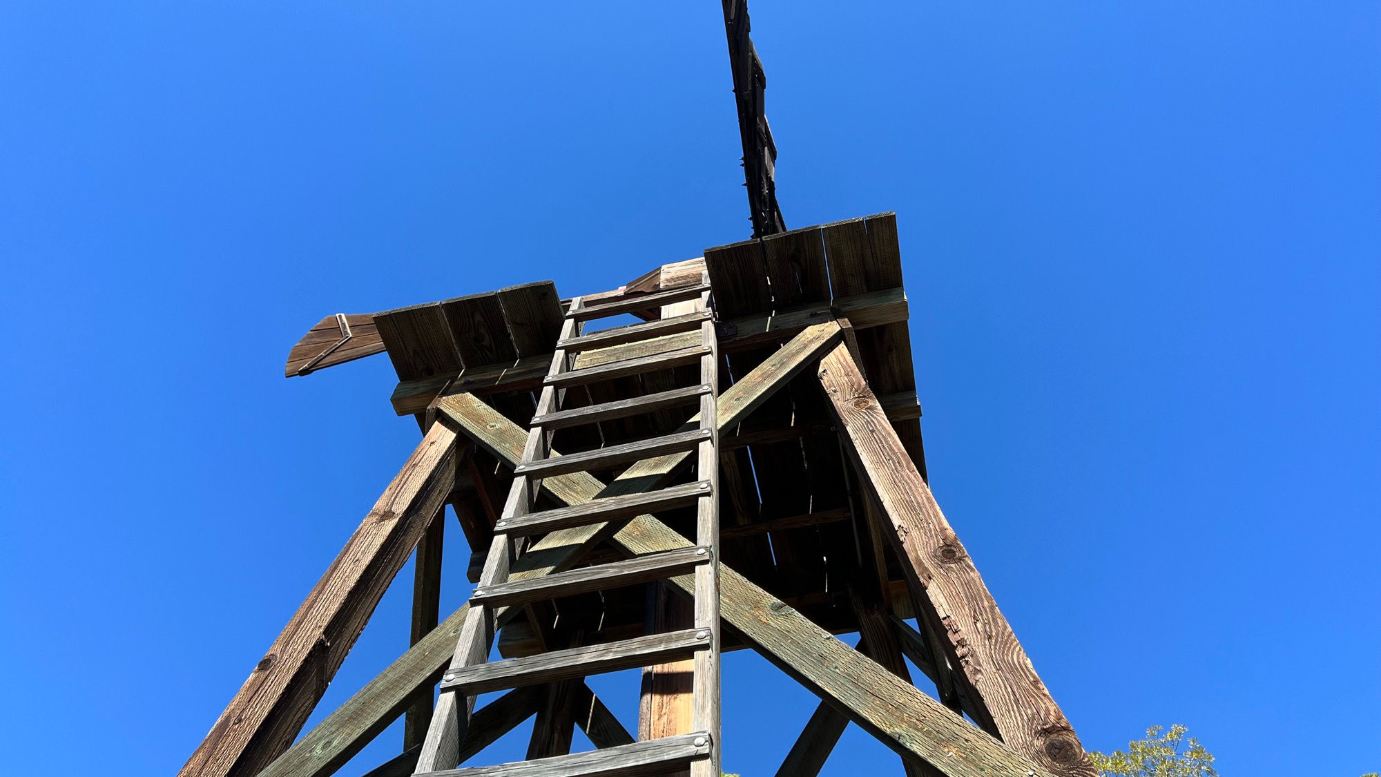 Windmill Ladder