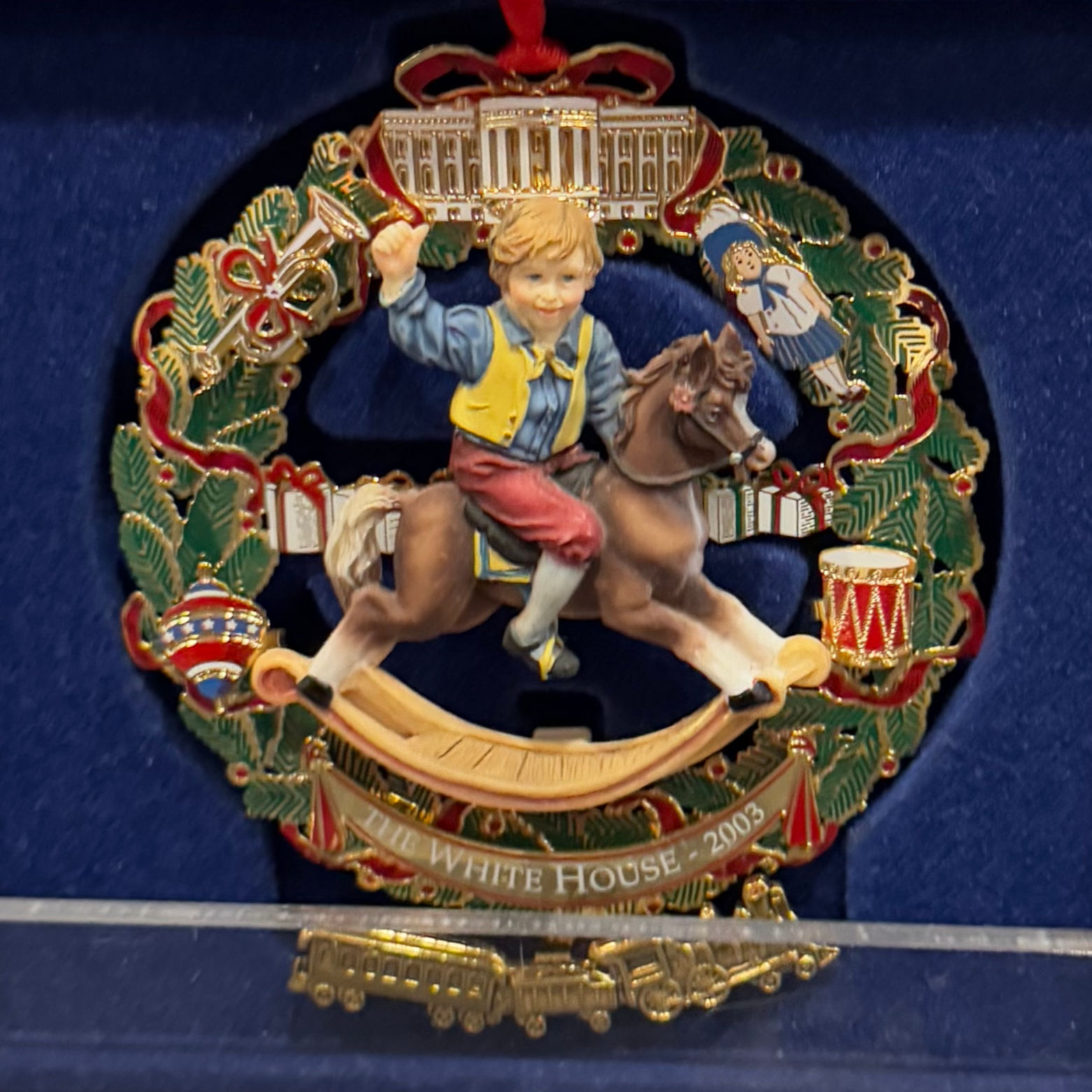 White House Christmas Ornament 2003