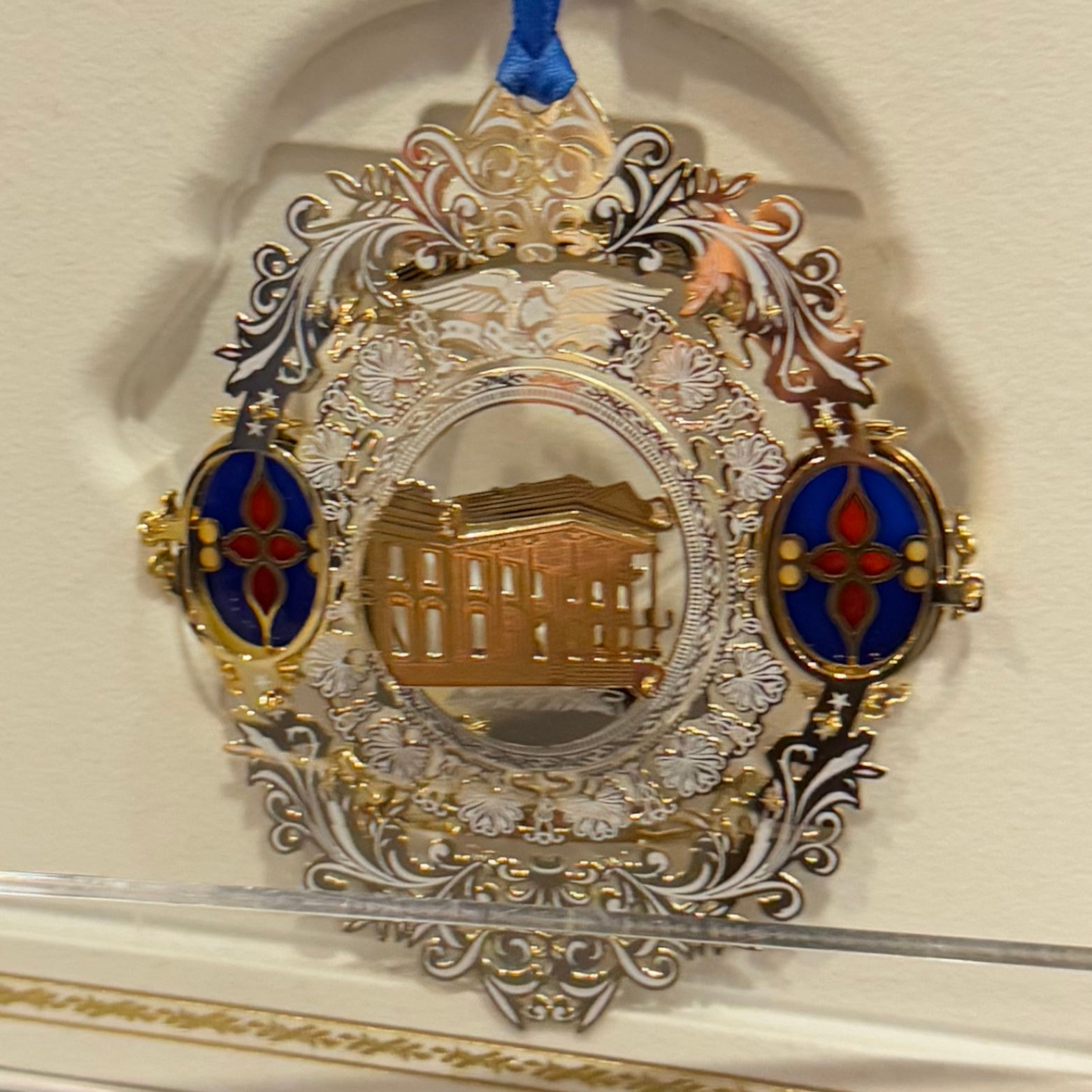 White House Christmas Ornament 2006