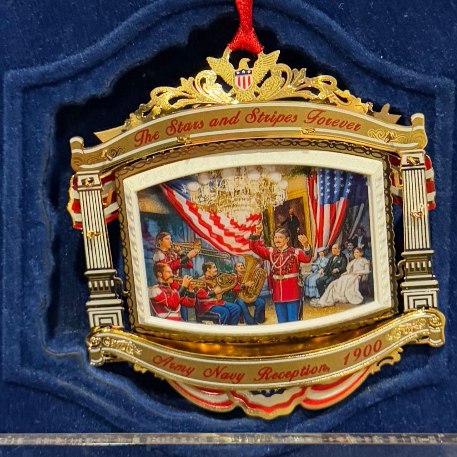 White House Christmas Ornament 2010