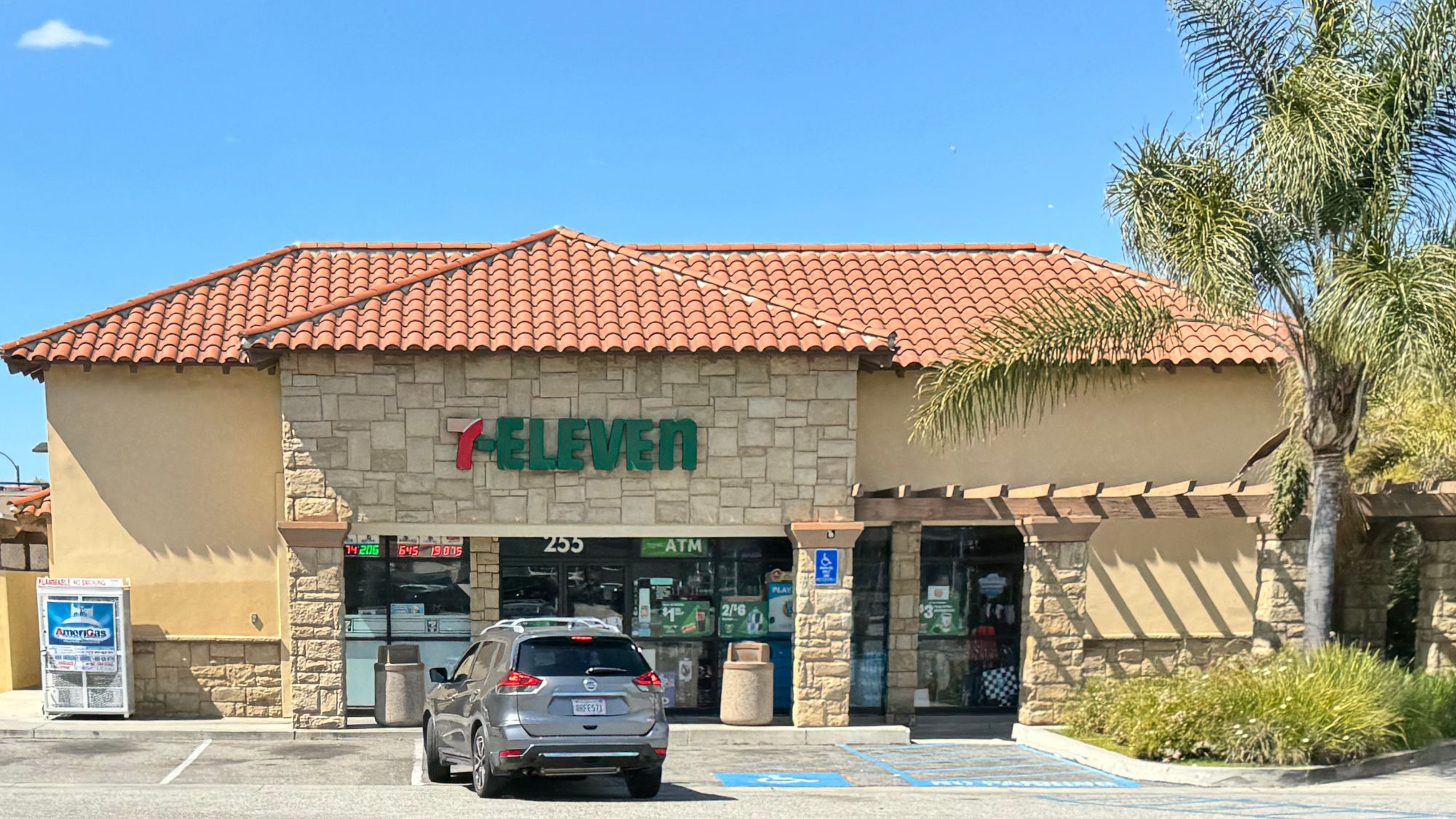 7-Eleven Exterior Logo