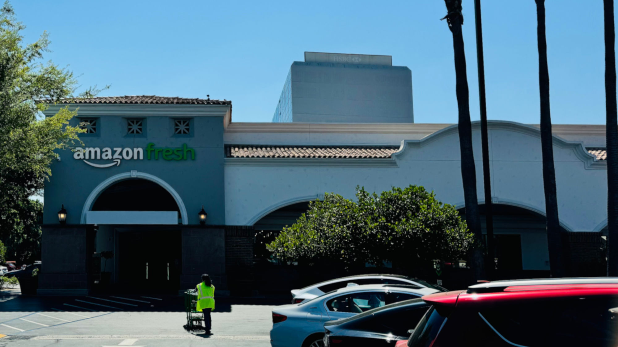 Amazon Fresh Encino Entrance