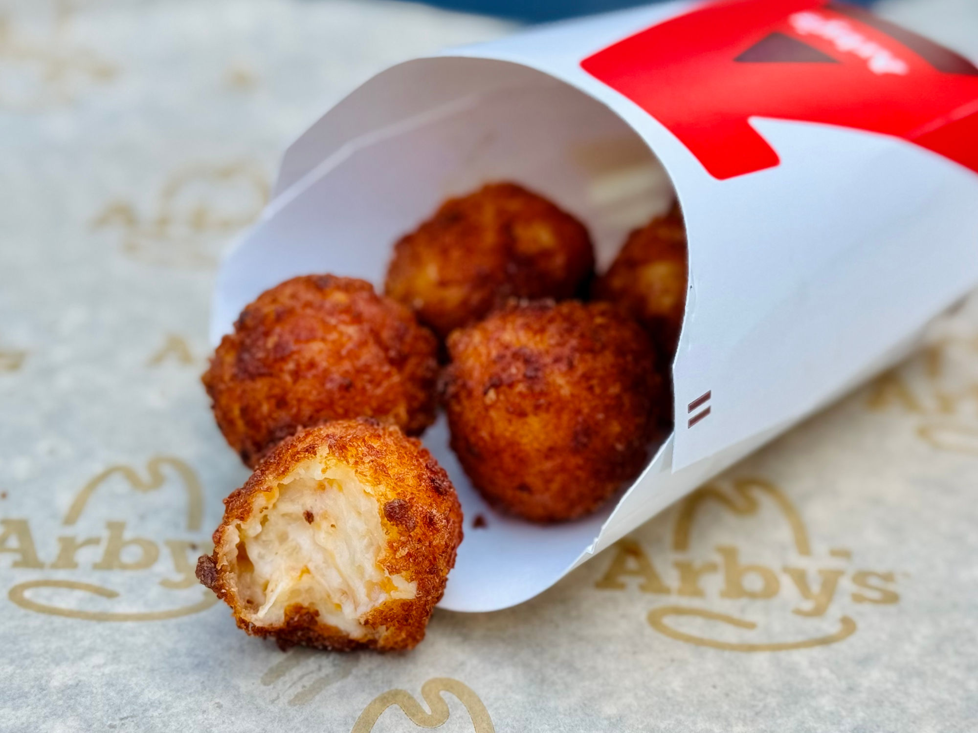 Arby's Fried Mac 'n Cheese Bites