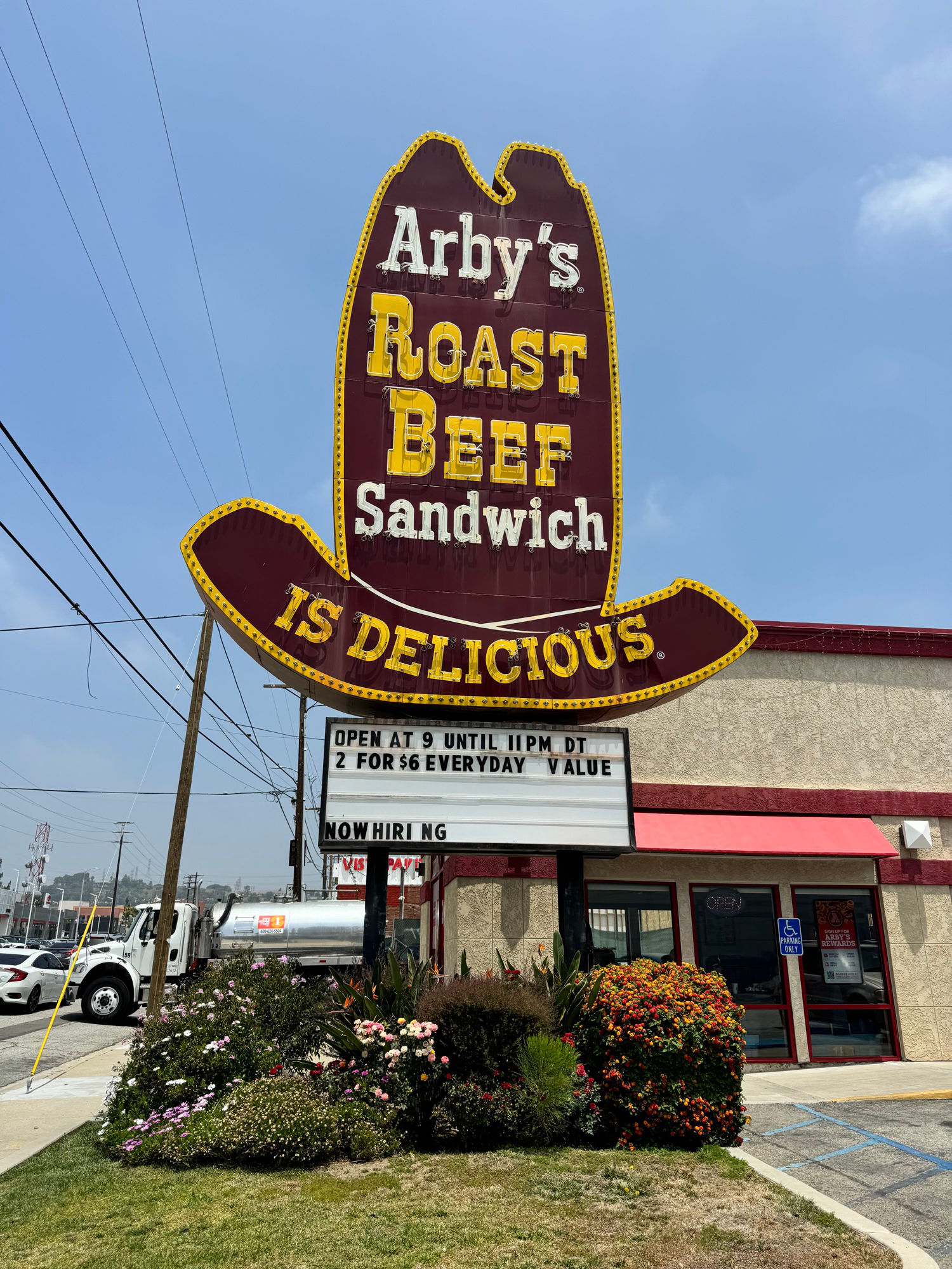 Arby's Mission Hills Sign