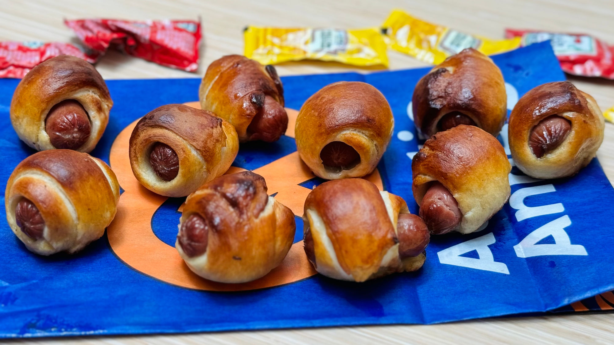 Auntie Anne's Mini Pretzel Dogs 10 Count