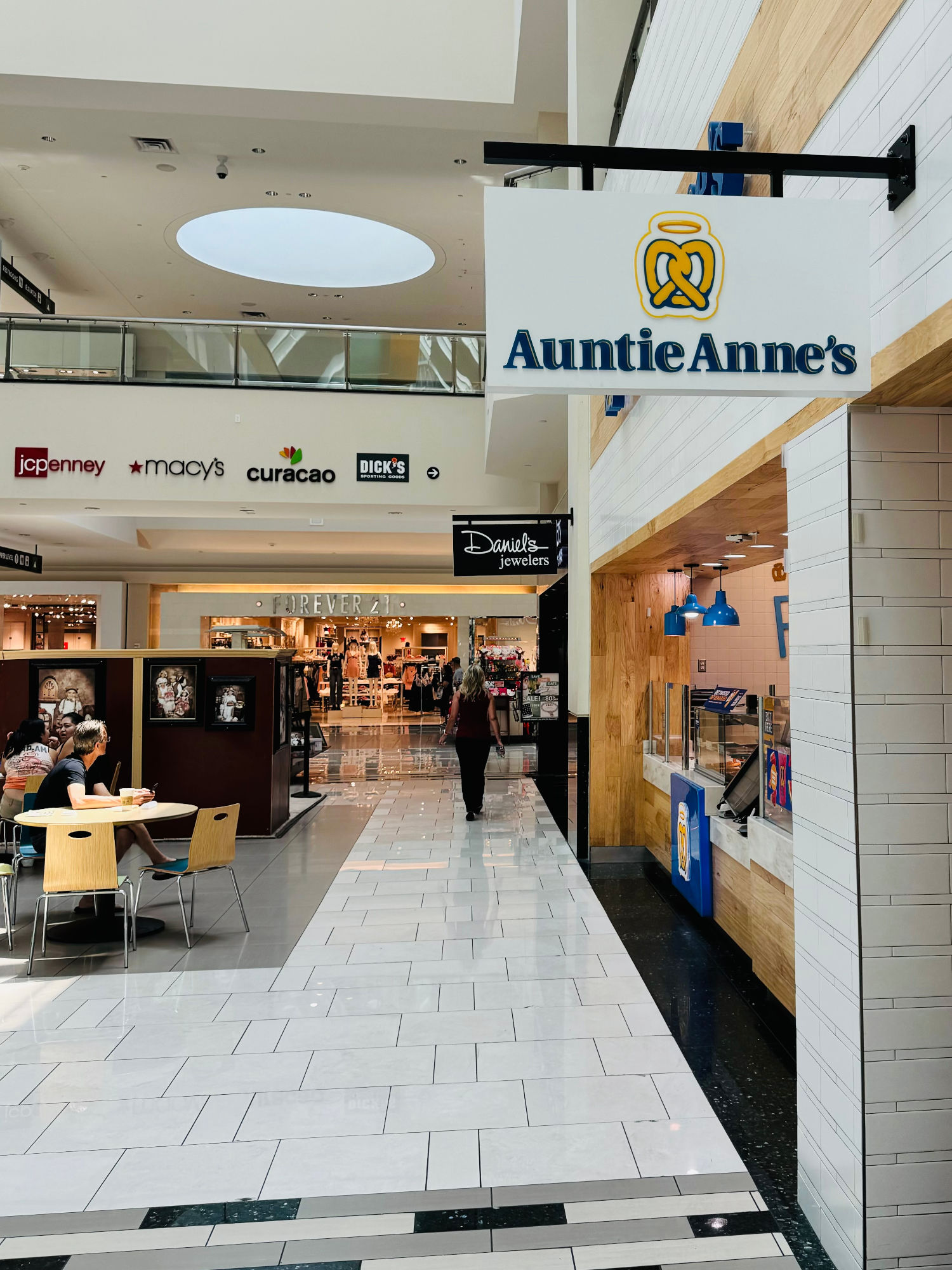 Auntie Anne's Northridge Fashion Center First Floor