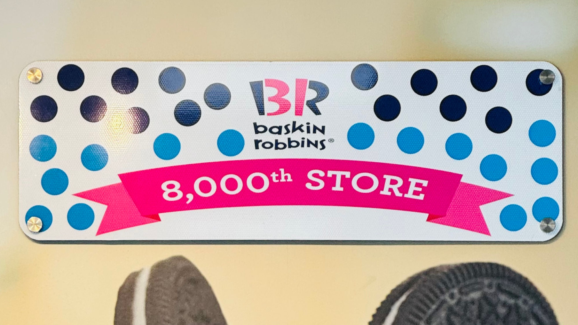 Baskin-Robbins 8,000th Store