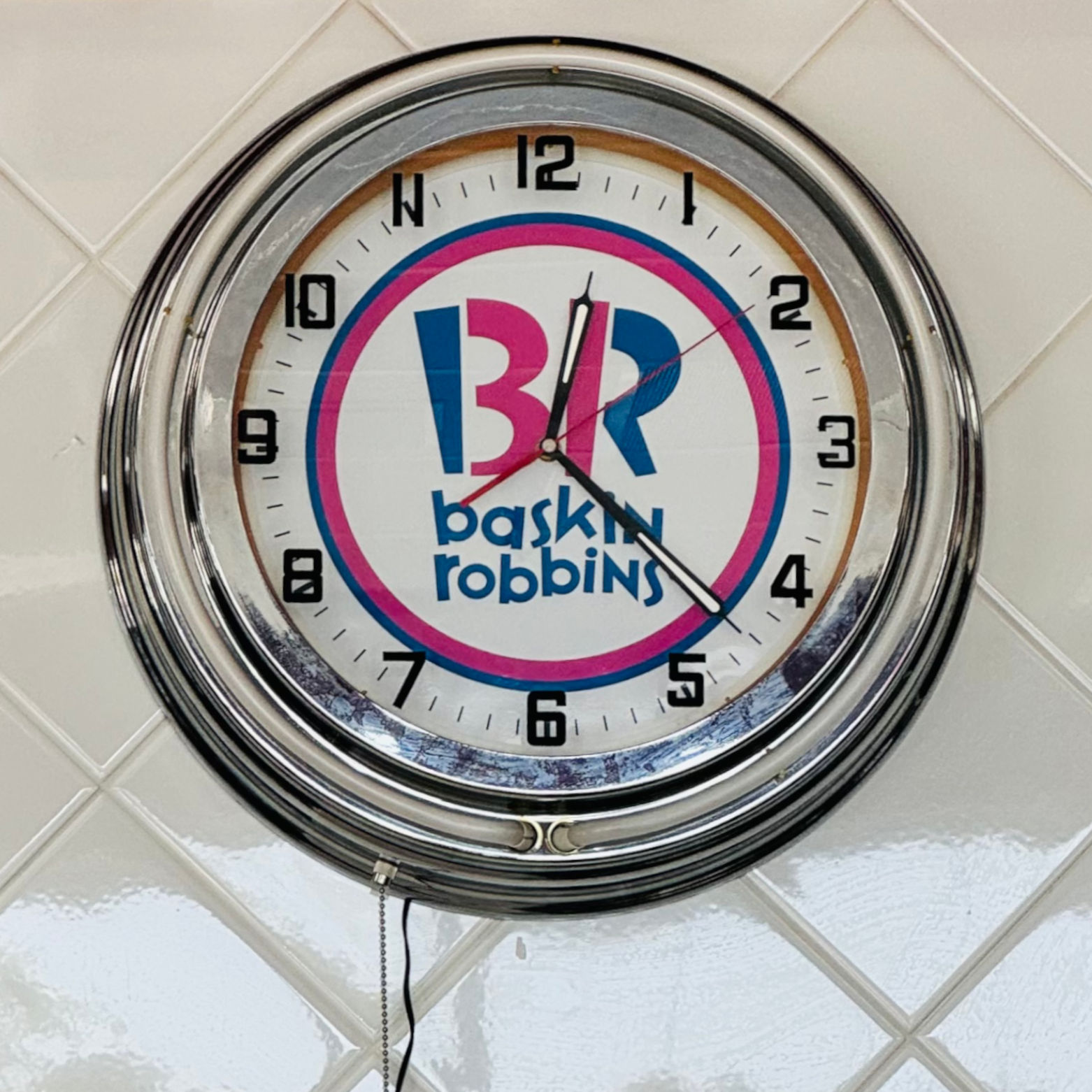 Baskin-Robbins Clock