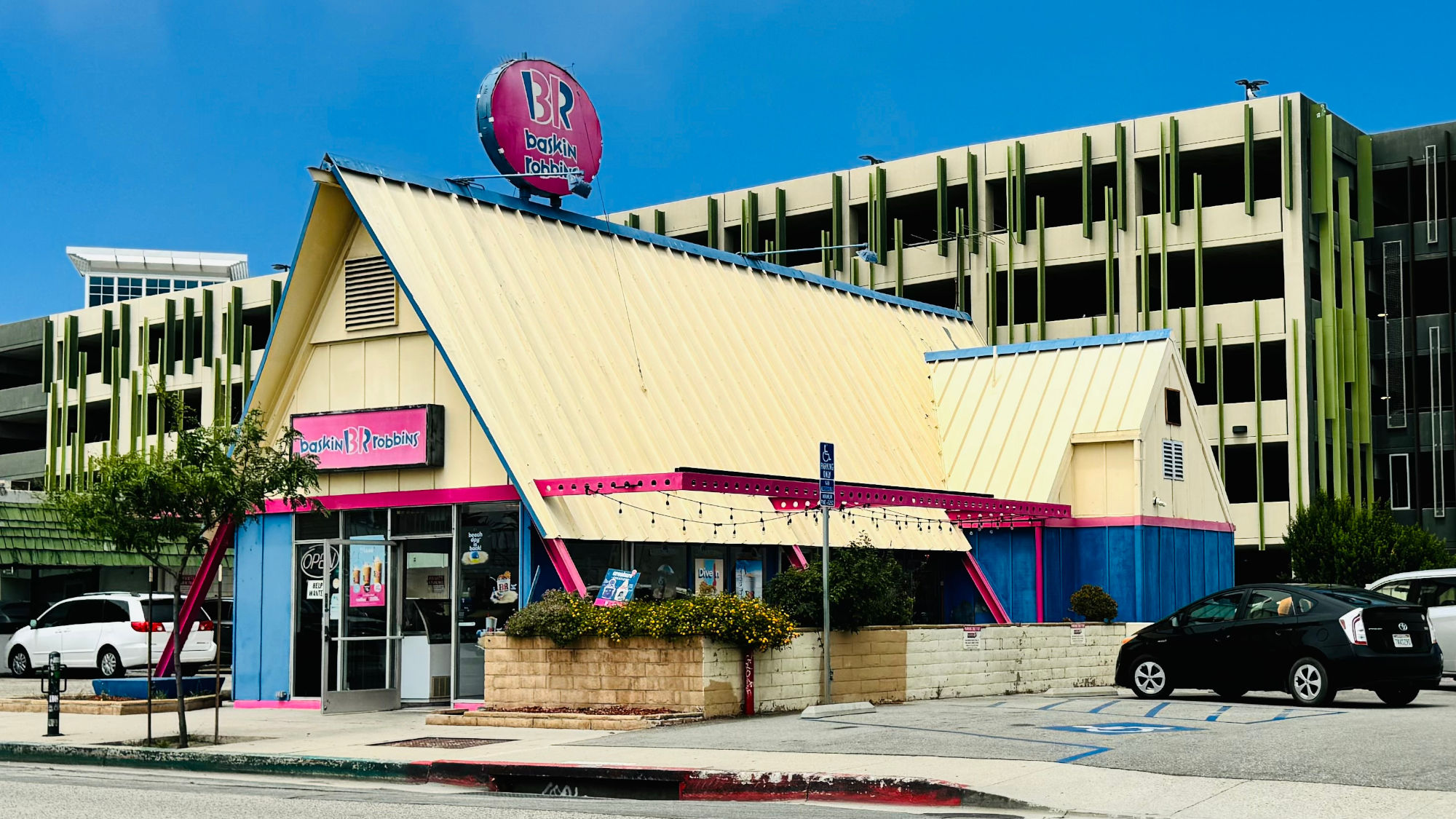 Baskin Robbins Ventura