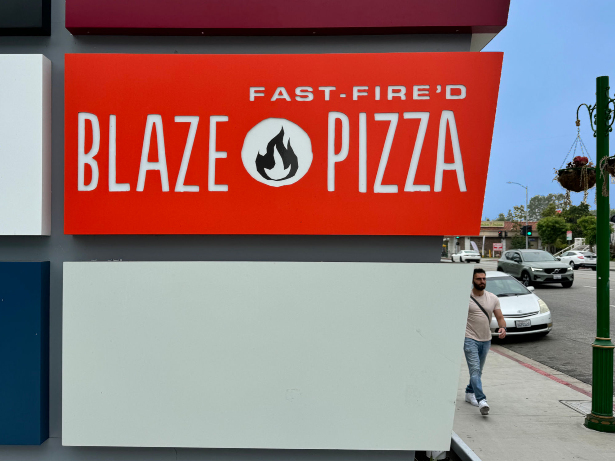 Blaze Pizza Encino Sign