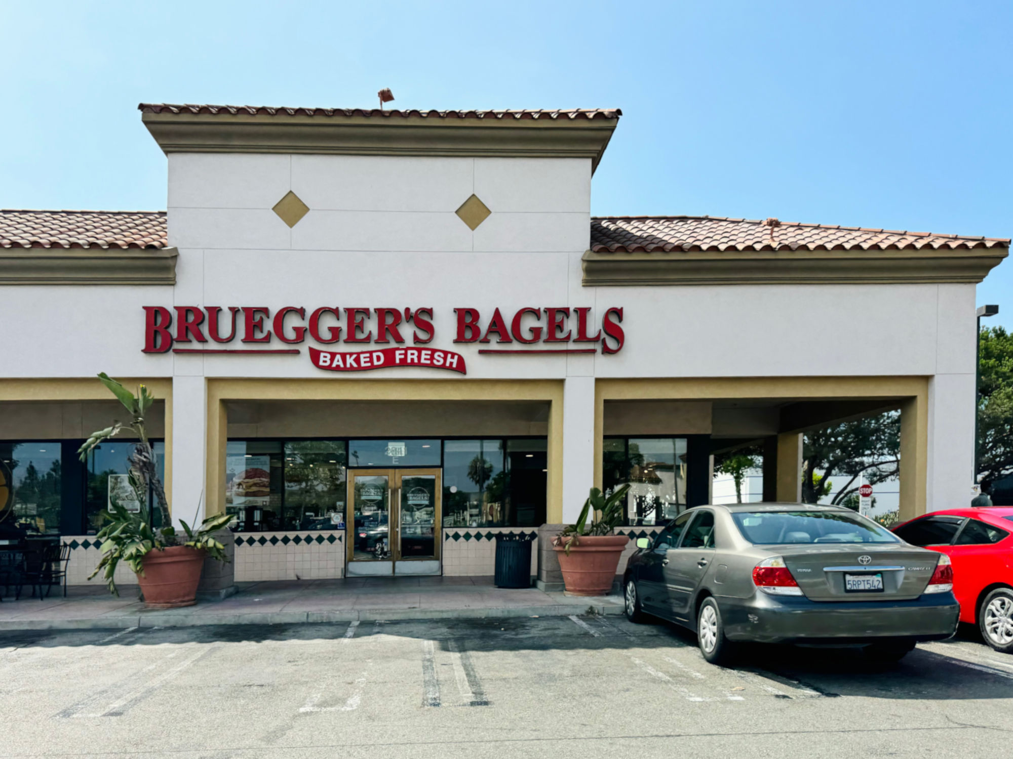 Bruegger's Santa Ana SCM