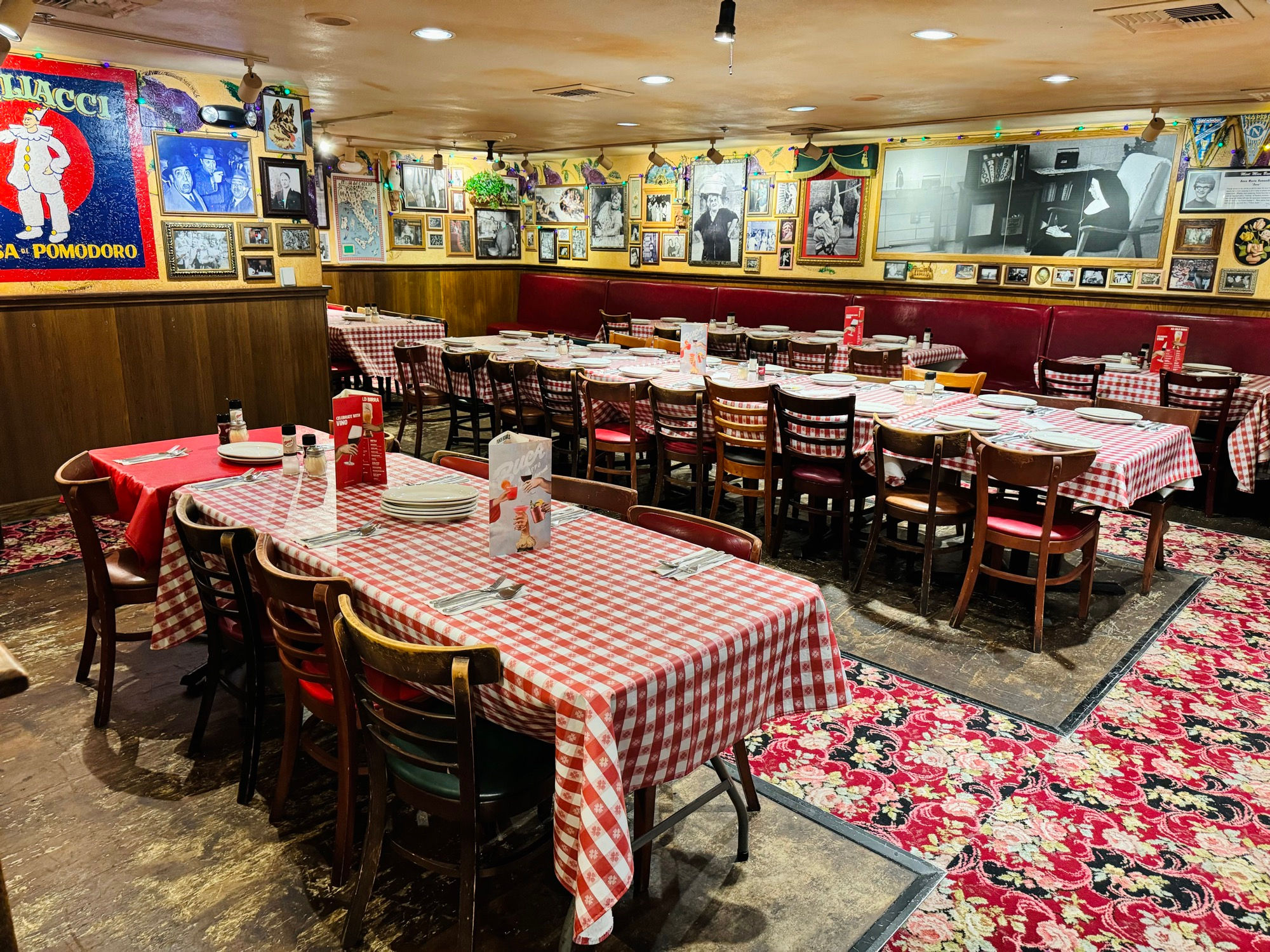 Buca di Beppo Huntington Beach Pagliacci