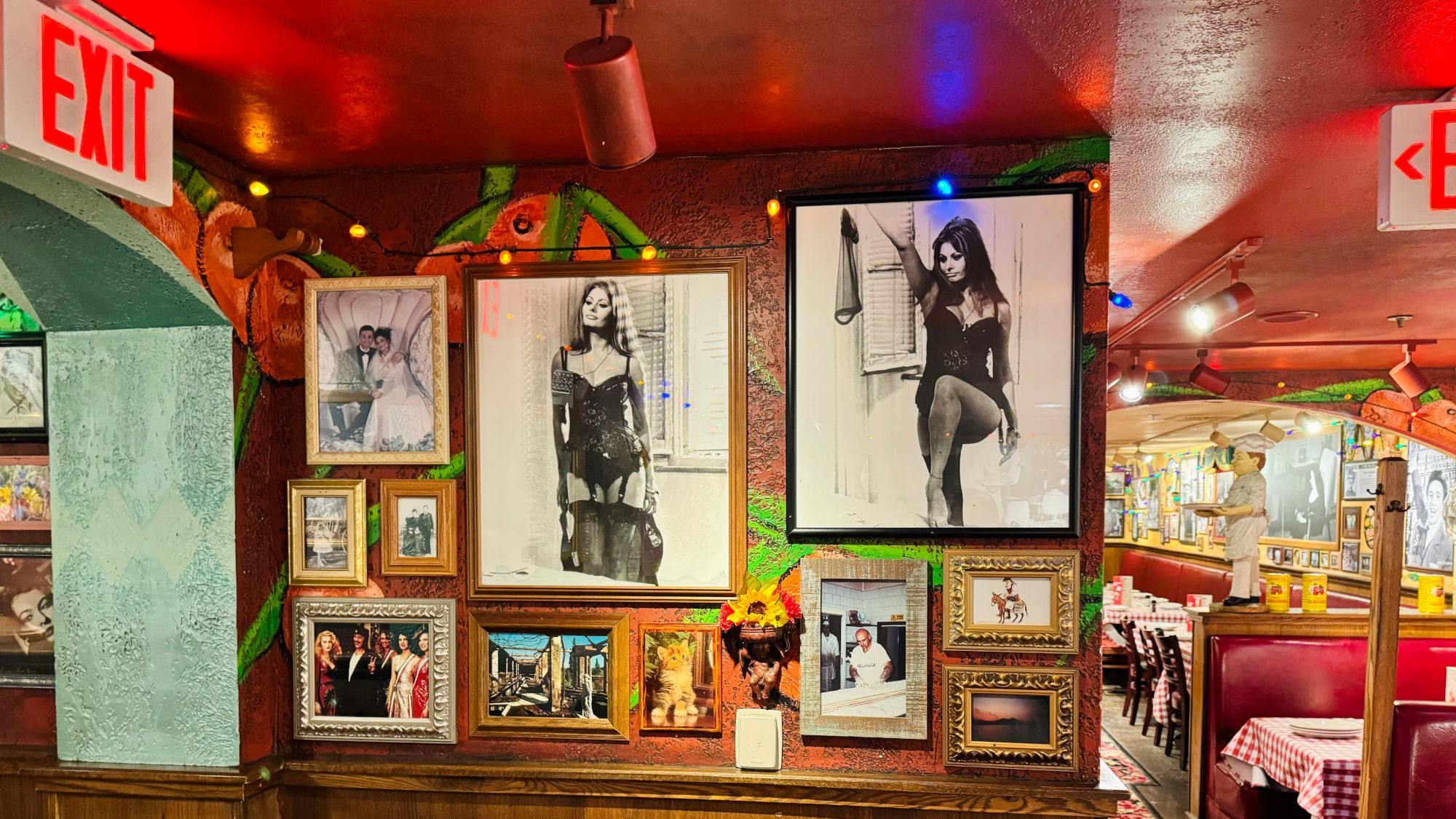 Buca di Beppo Huntington Beach Sophia