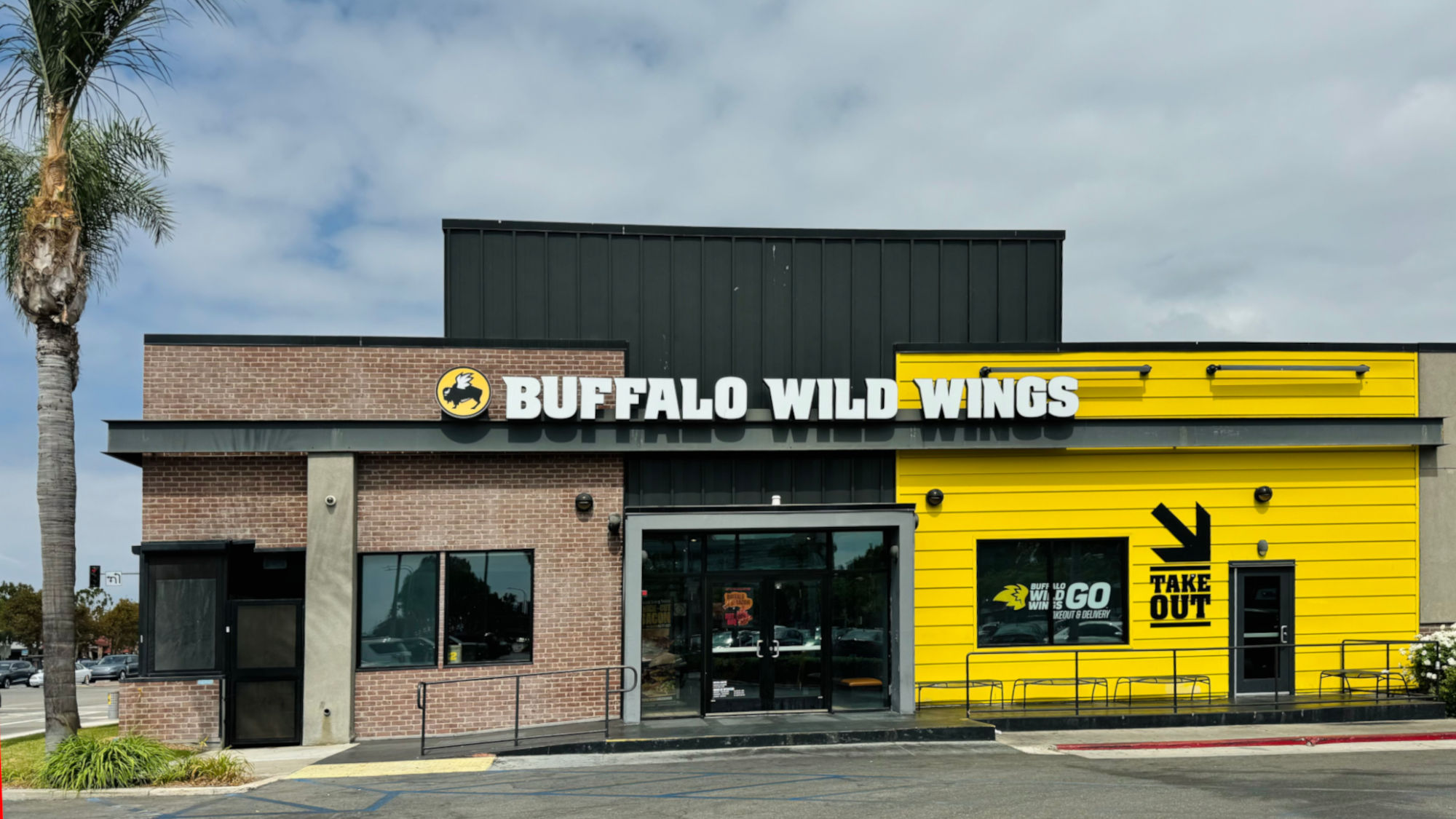 Buffalo Wild Wings Santa Ana