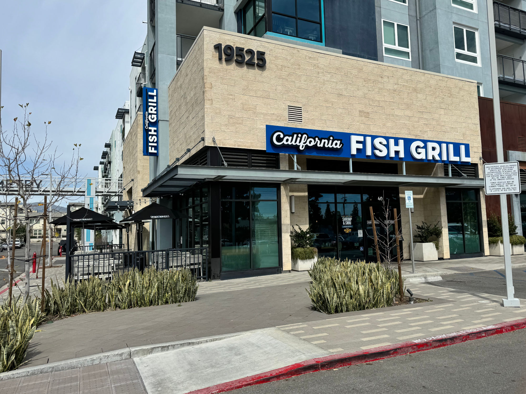 California Fish Grill Northridge