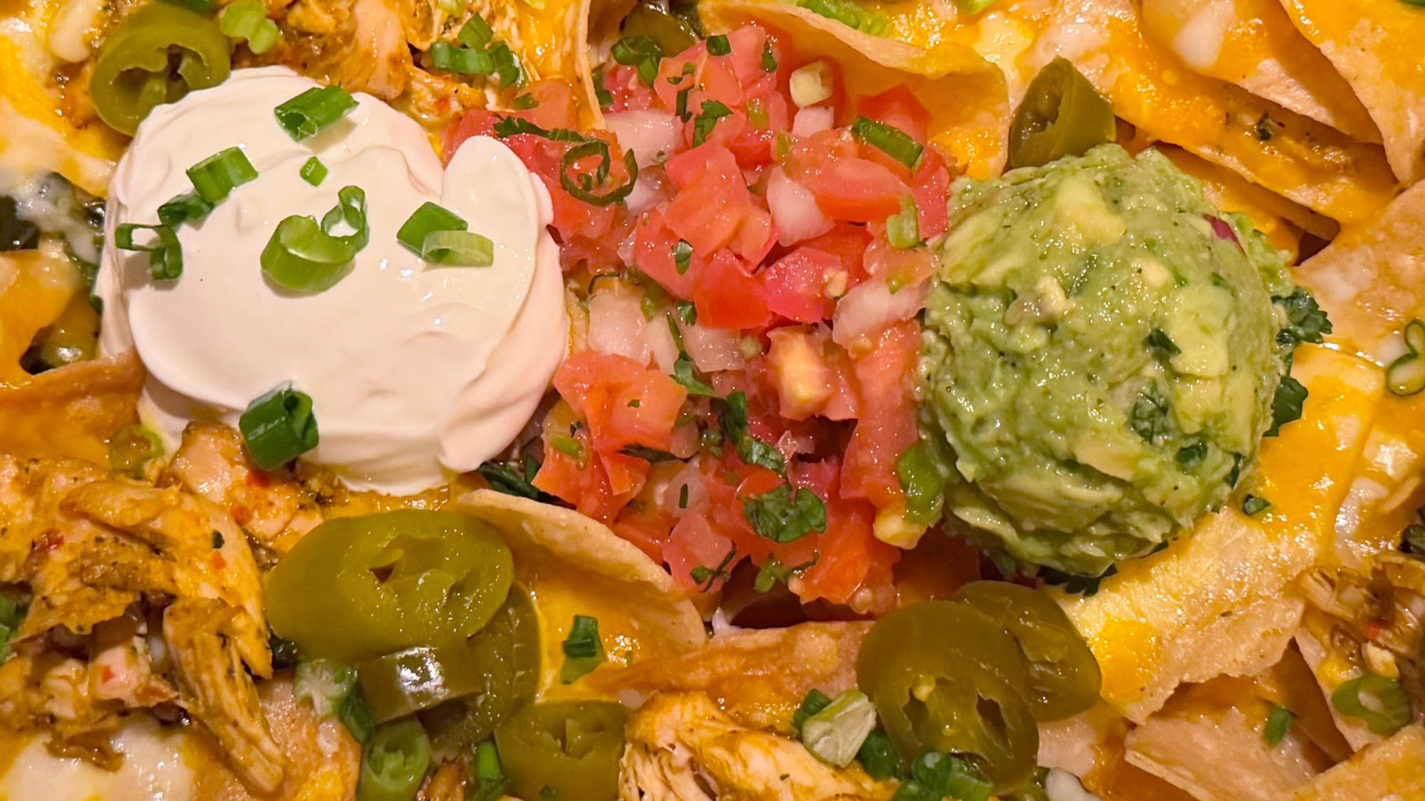 Cheesecake Factory Nachos with Chicken