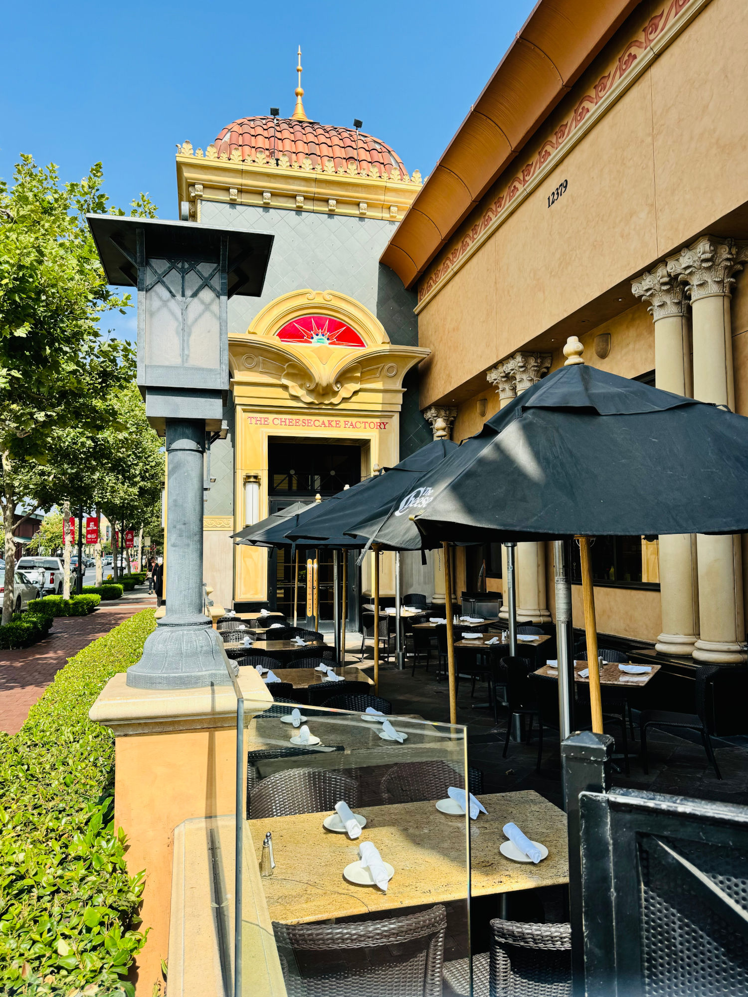 Cheesecake Factory Rancho Cucamonga Patio