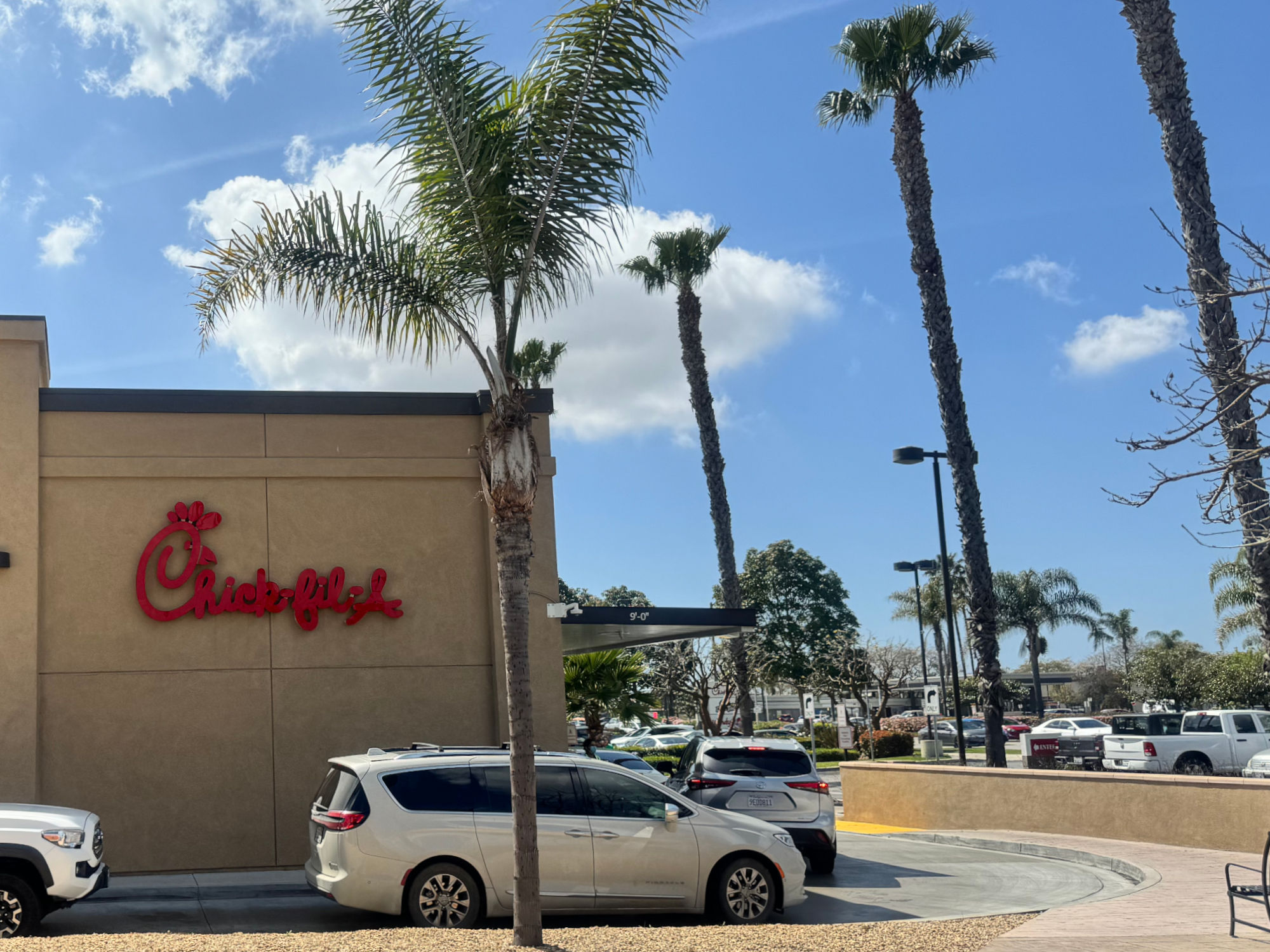 Chick-fil-a Drive Through Line