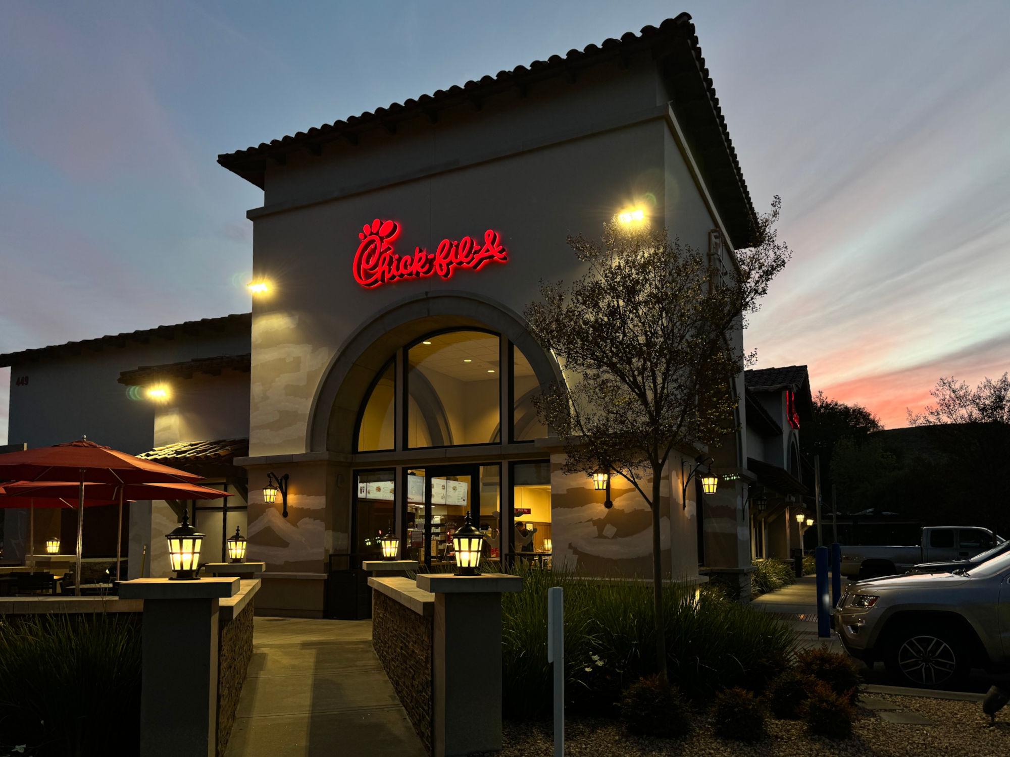 Chick-fil-A Thousand Oaks Night