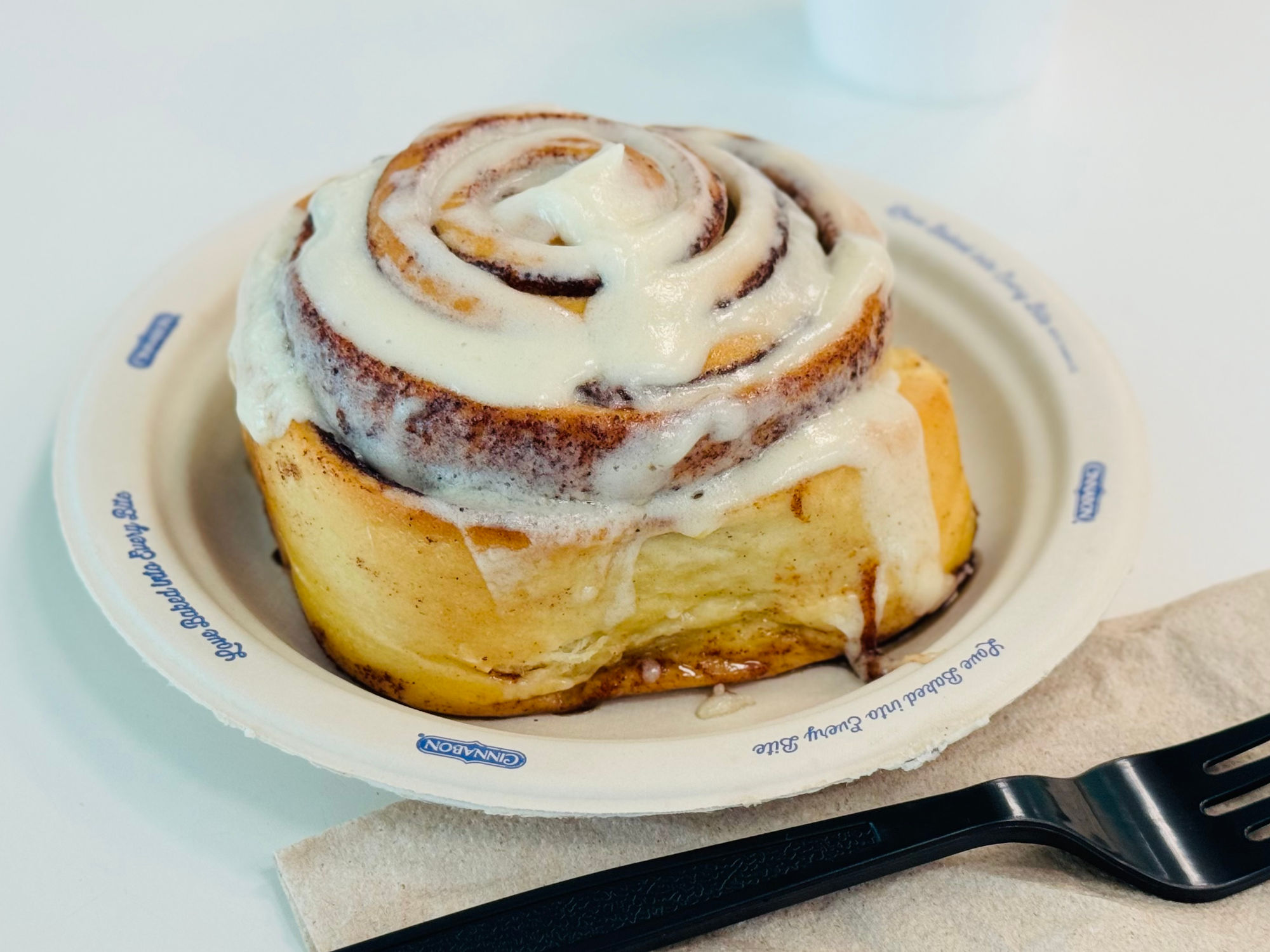 Cinnabon Classic Roll