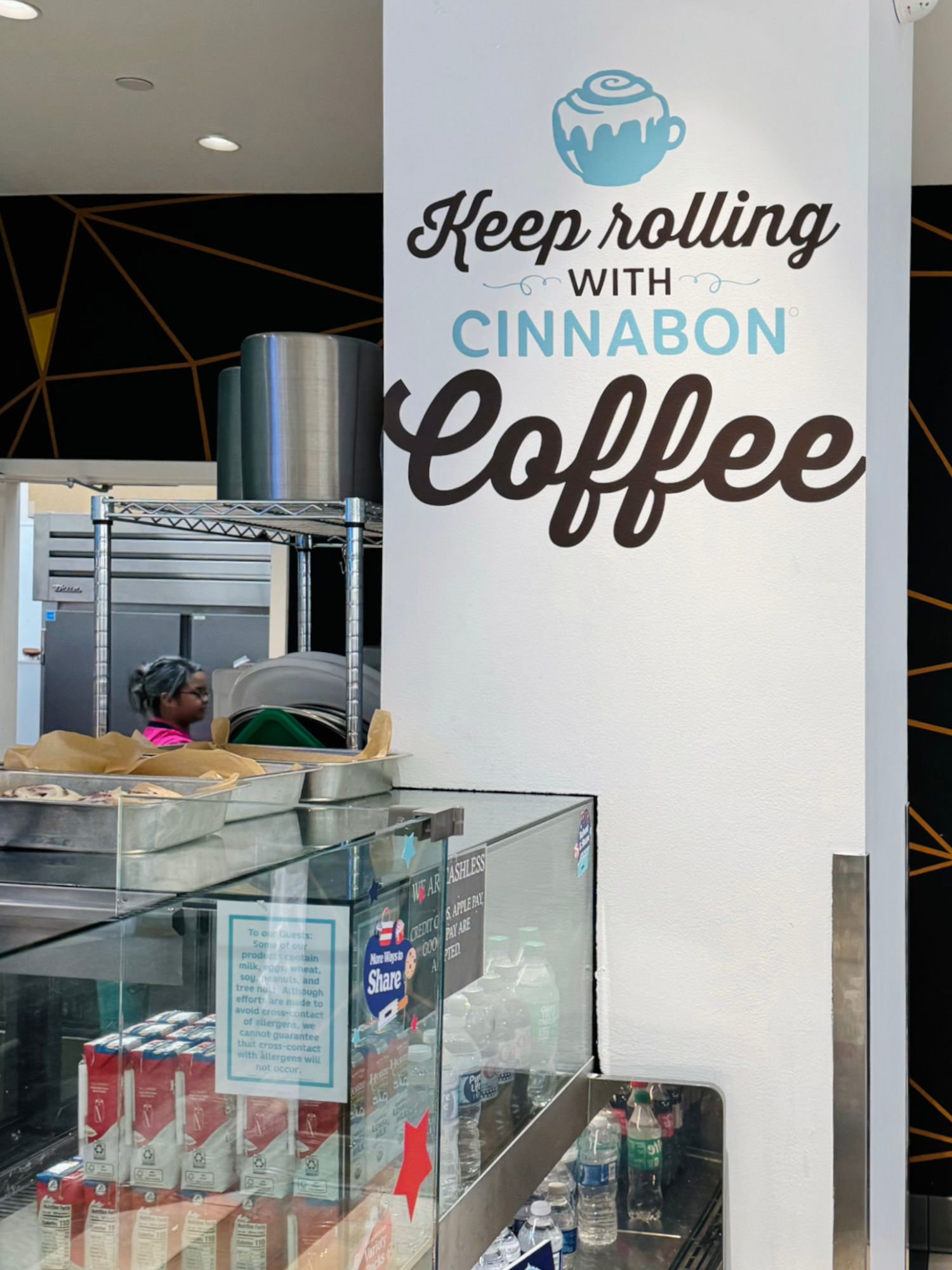 Cinnabon Keep Rolling