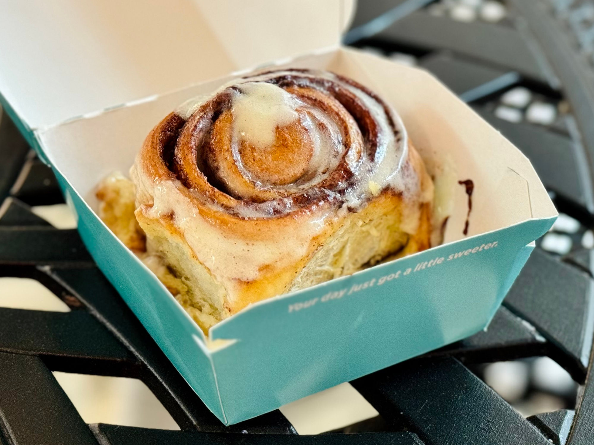 Cinnabon Minibon